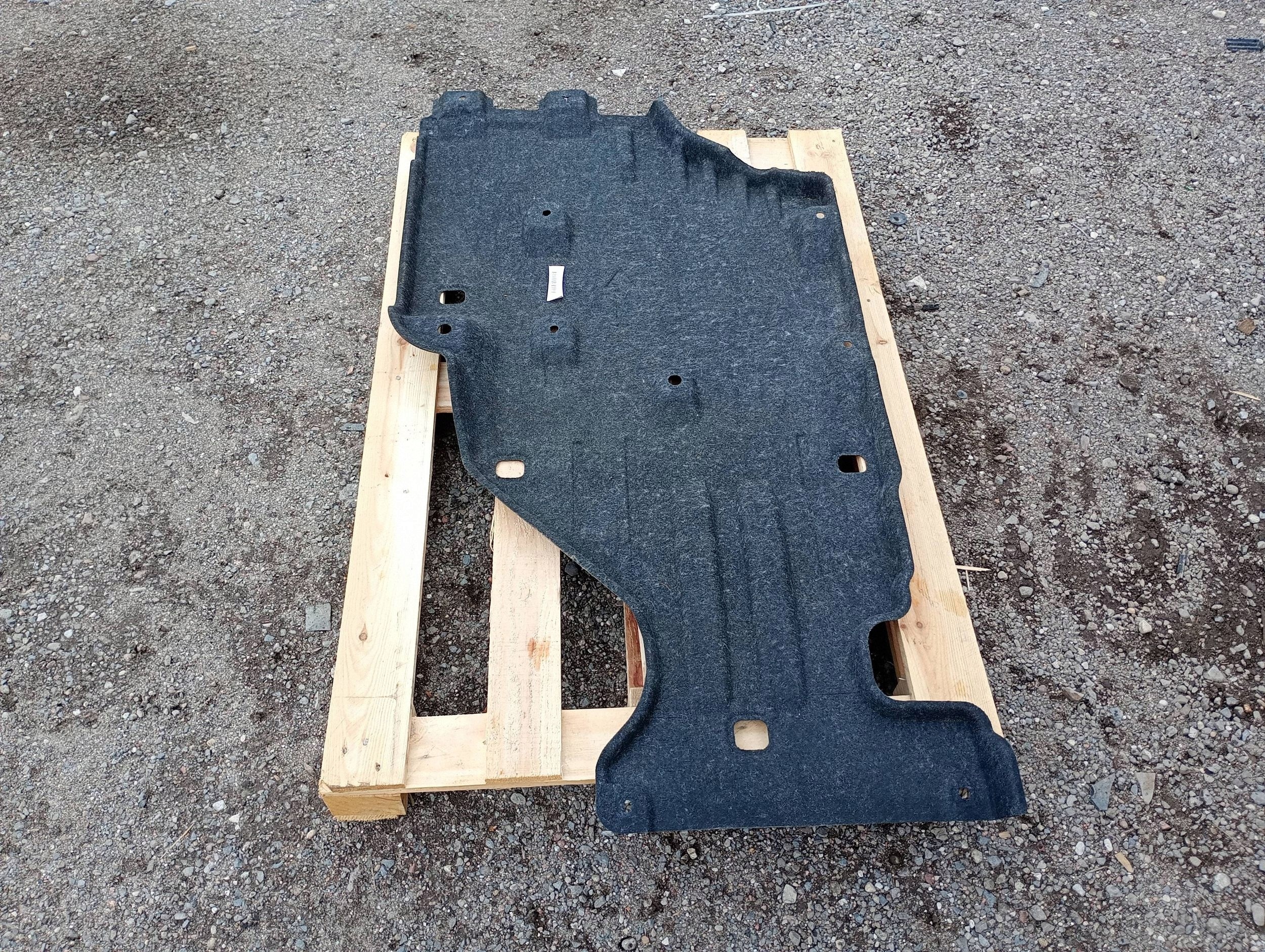 cover cover cover lower chassis Chrysler Pacifica 2021