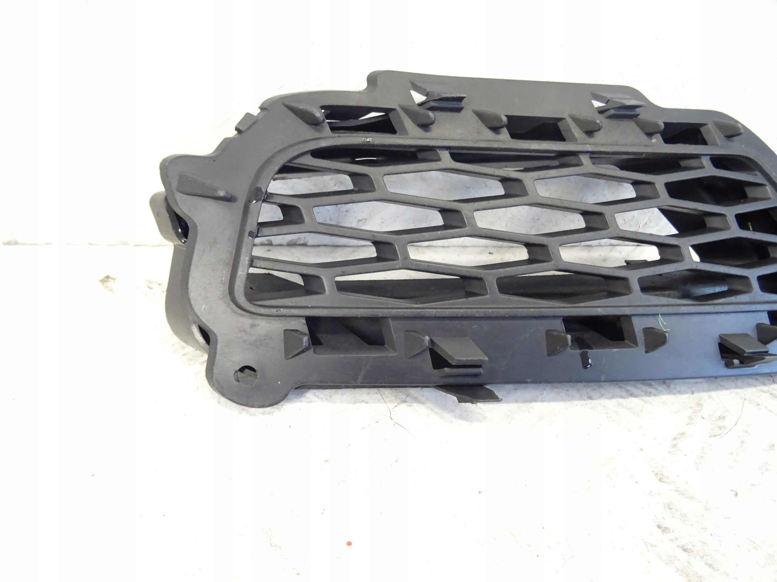 intake air cover RANGE ROVER EVOGUE GJ32-20209-A