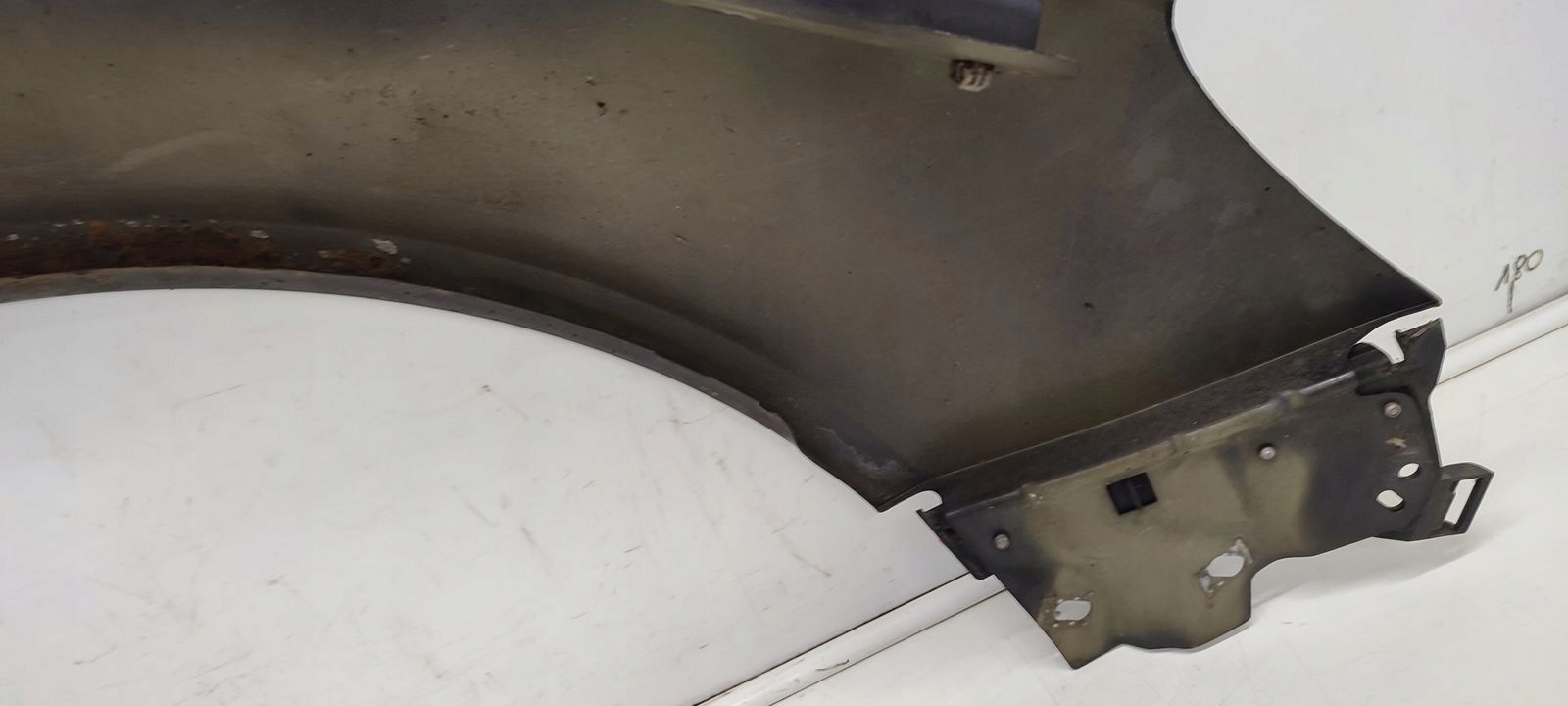 fender left front front Opel Insignia A kombi Z177