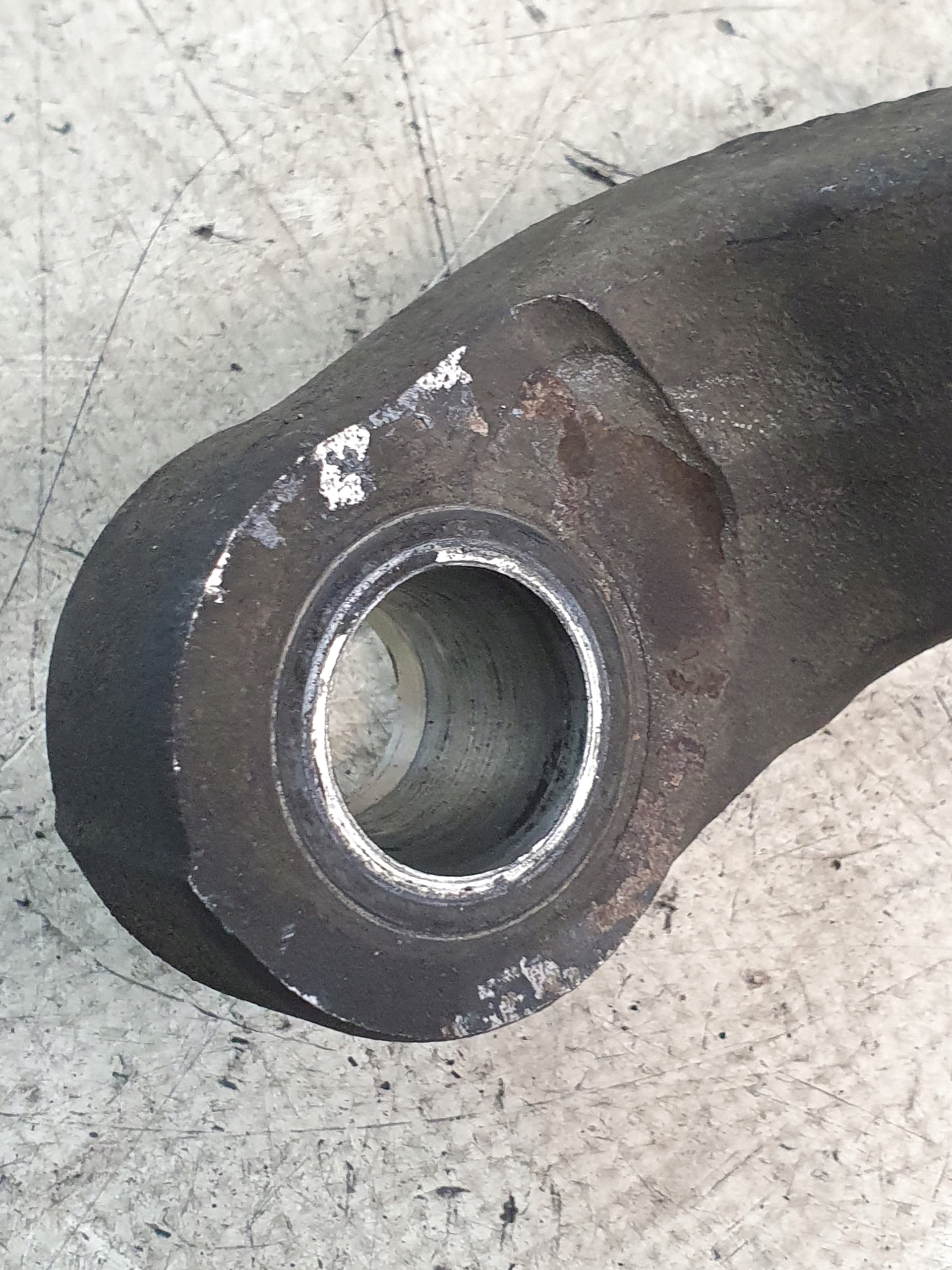 arm front right MERCEDES W212 2.2CDI EU 10r.
