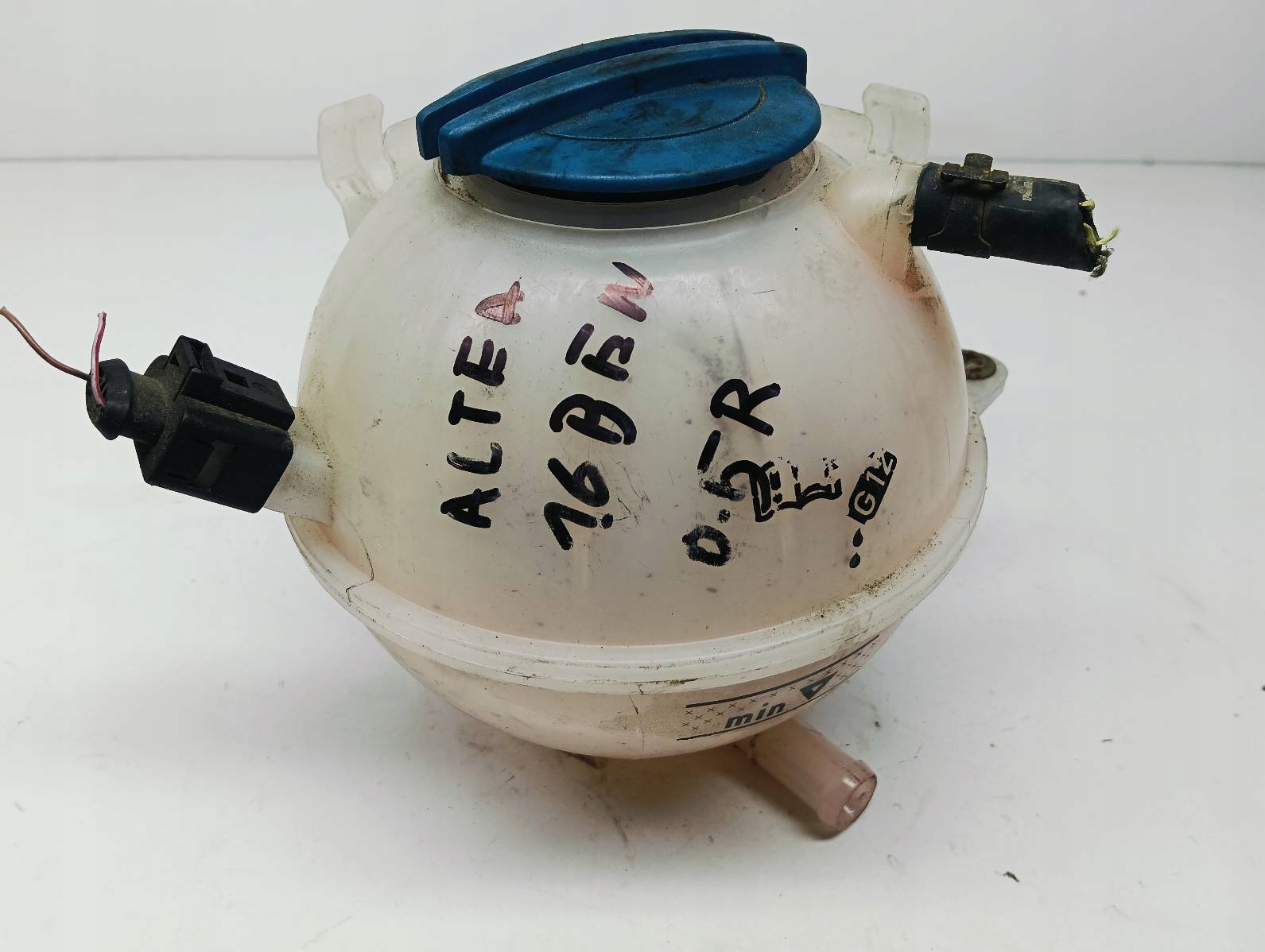 Réservoir eau Seat ALTEA 1.6 05r