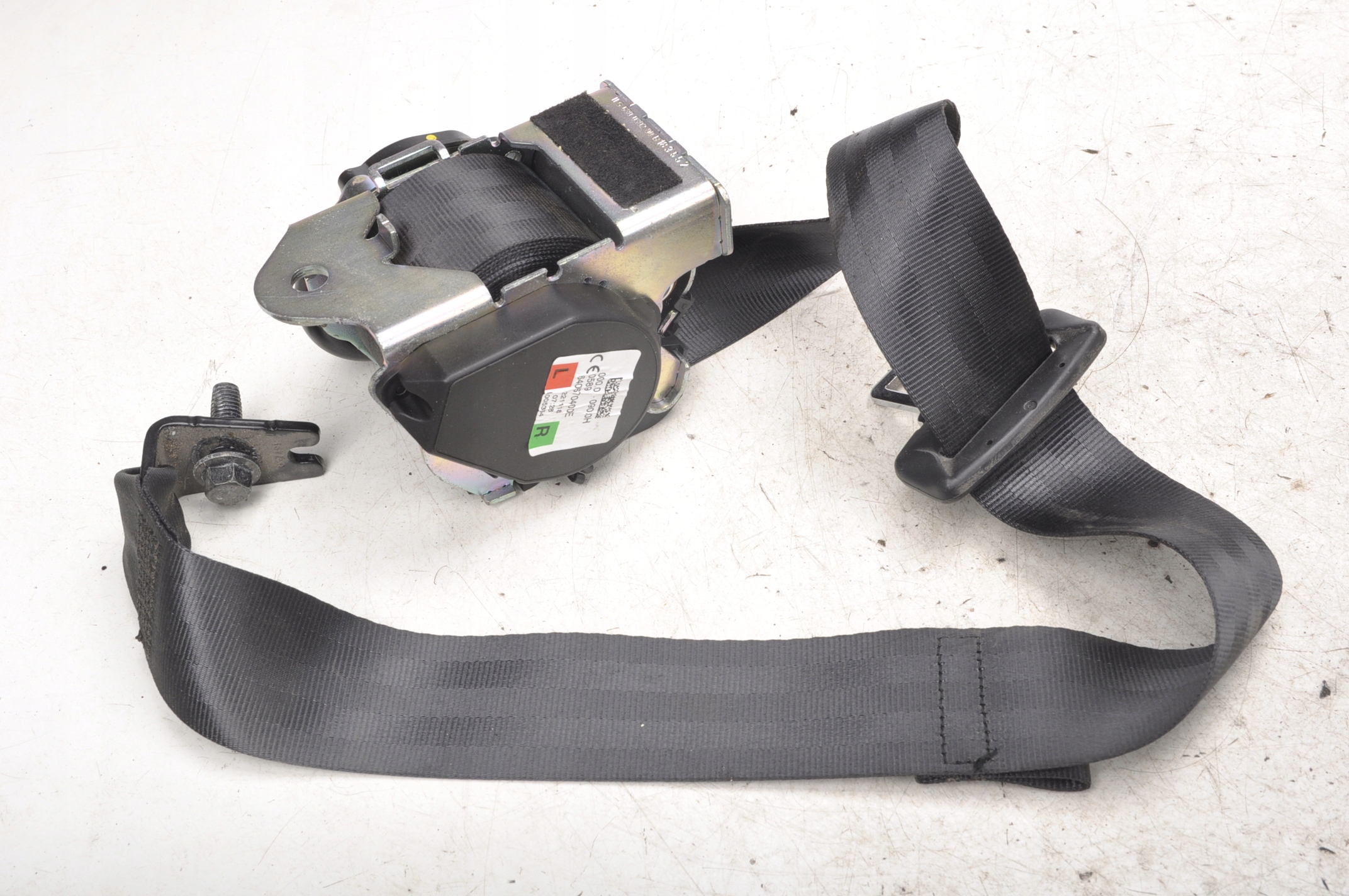 VOLVO XC40 II PAS PRAWY TYL 2 RZAD 640670400E 2019 Part manufacturer Volvo OE