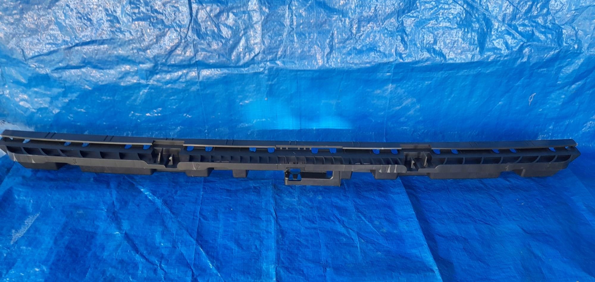 bumper bracket AUDI A1 82A807863