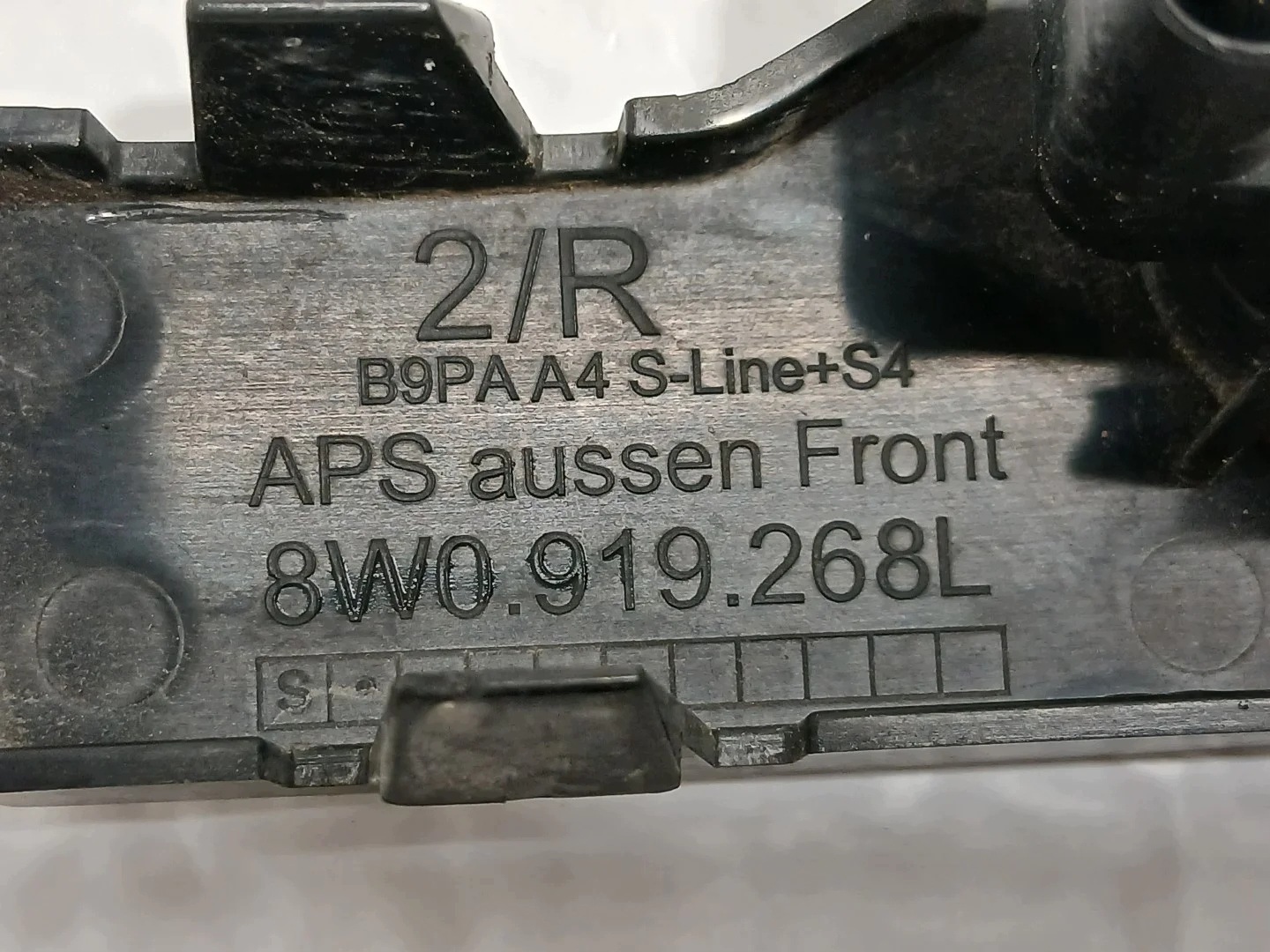 AUDI A4 B9 LIFT UCHWT Sensor PDC 8W0919268L