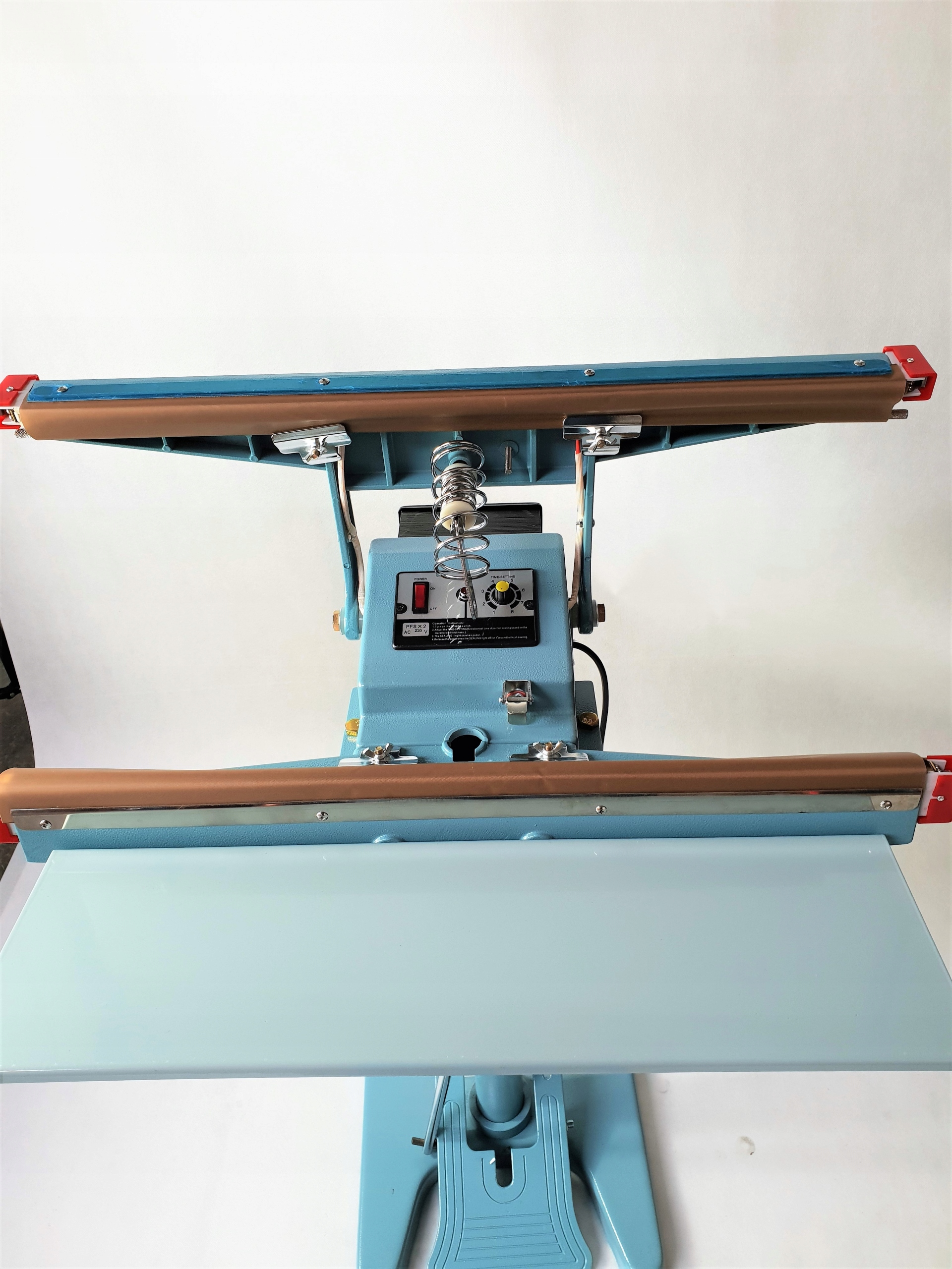 ZGRZEWARKA DO FOLII NA STATYWIE FS-650 2x8 KEGEL Zasilanie akumulatorowe