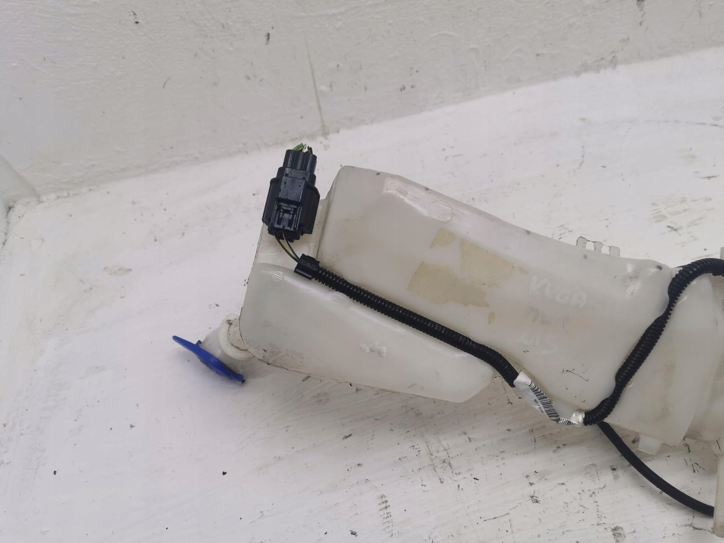 Behälter Spritzdüse FORD KUGA MK1 3M51-13K163-A