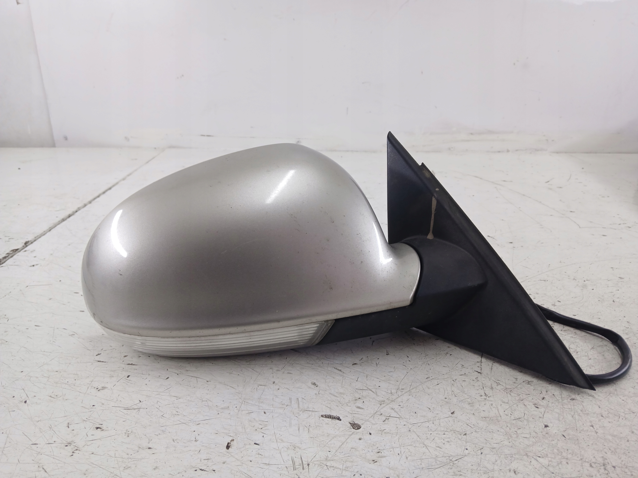 VW PASSAT B5 LIFT mirror right 7 PIN LD1W Z with an indicator