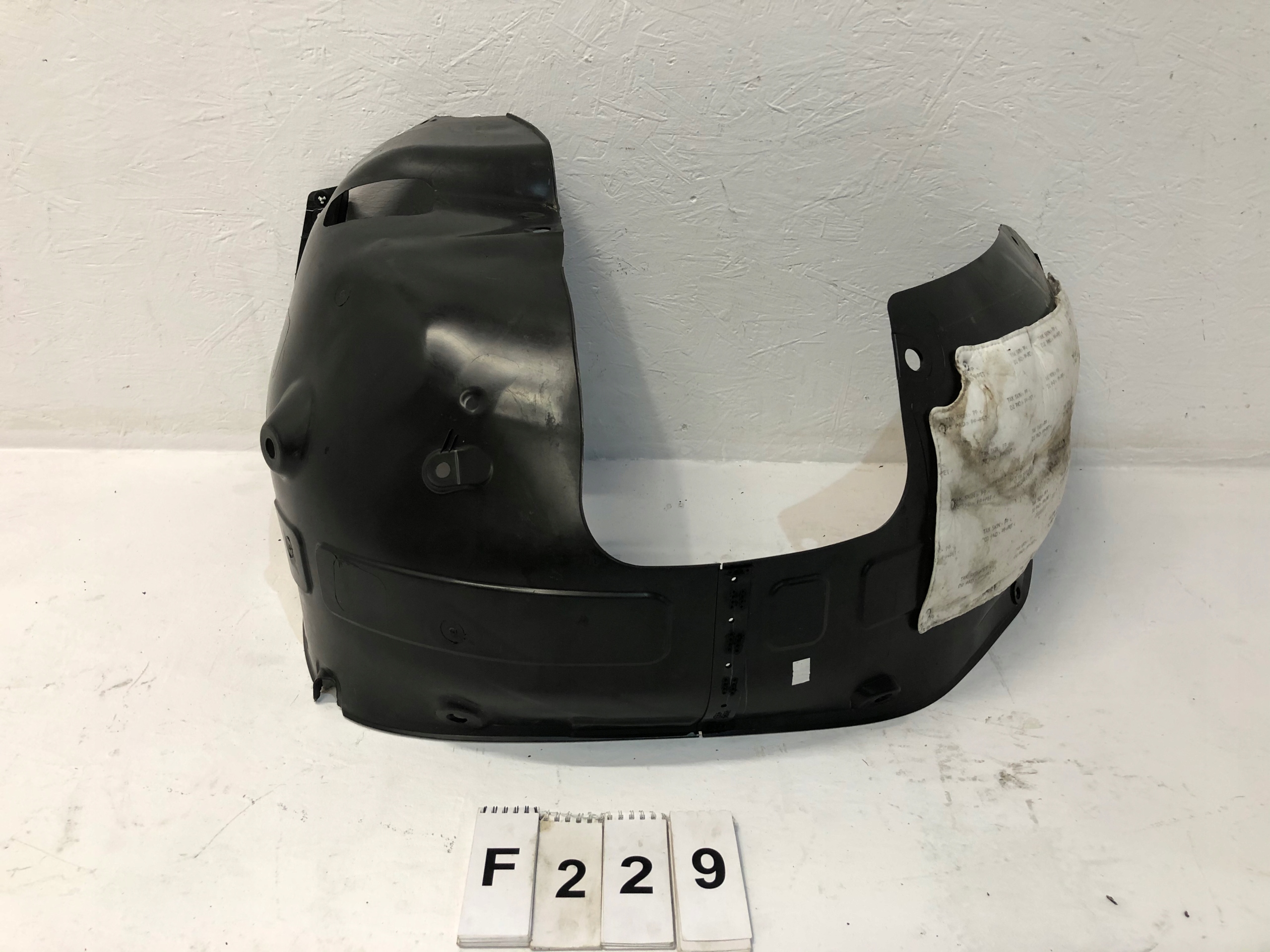 Hyundai TUCSON IV 4 nadkole lewe 21 -