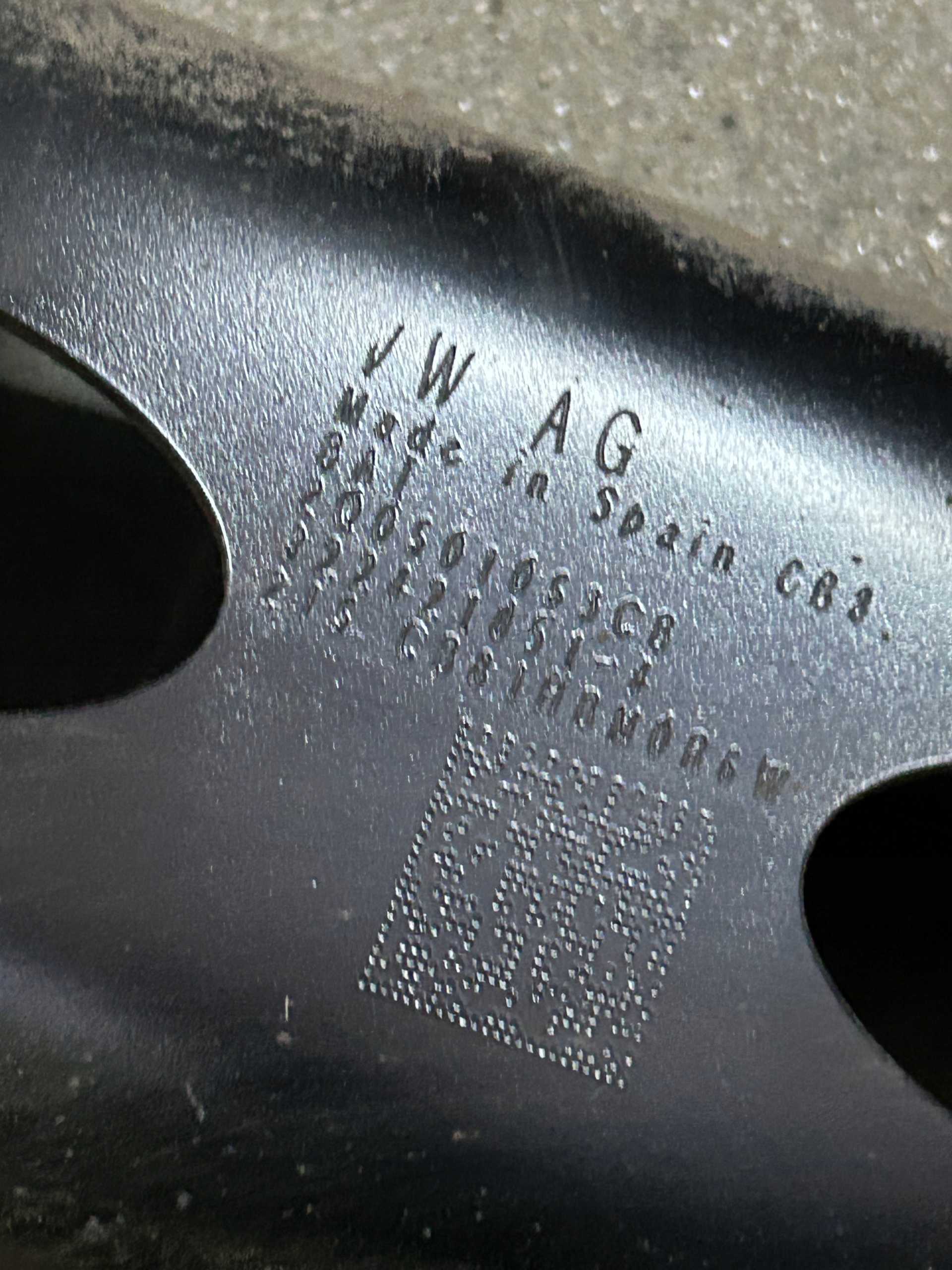 SEAT ARONA T-CROSS 18-22R BELKA OŚ TYŁ 2Q0501053CB Wersja Europejska