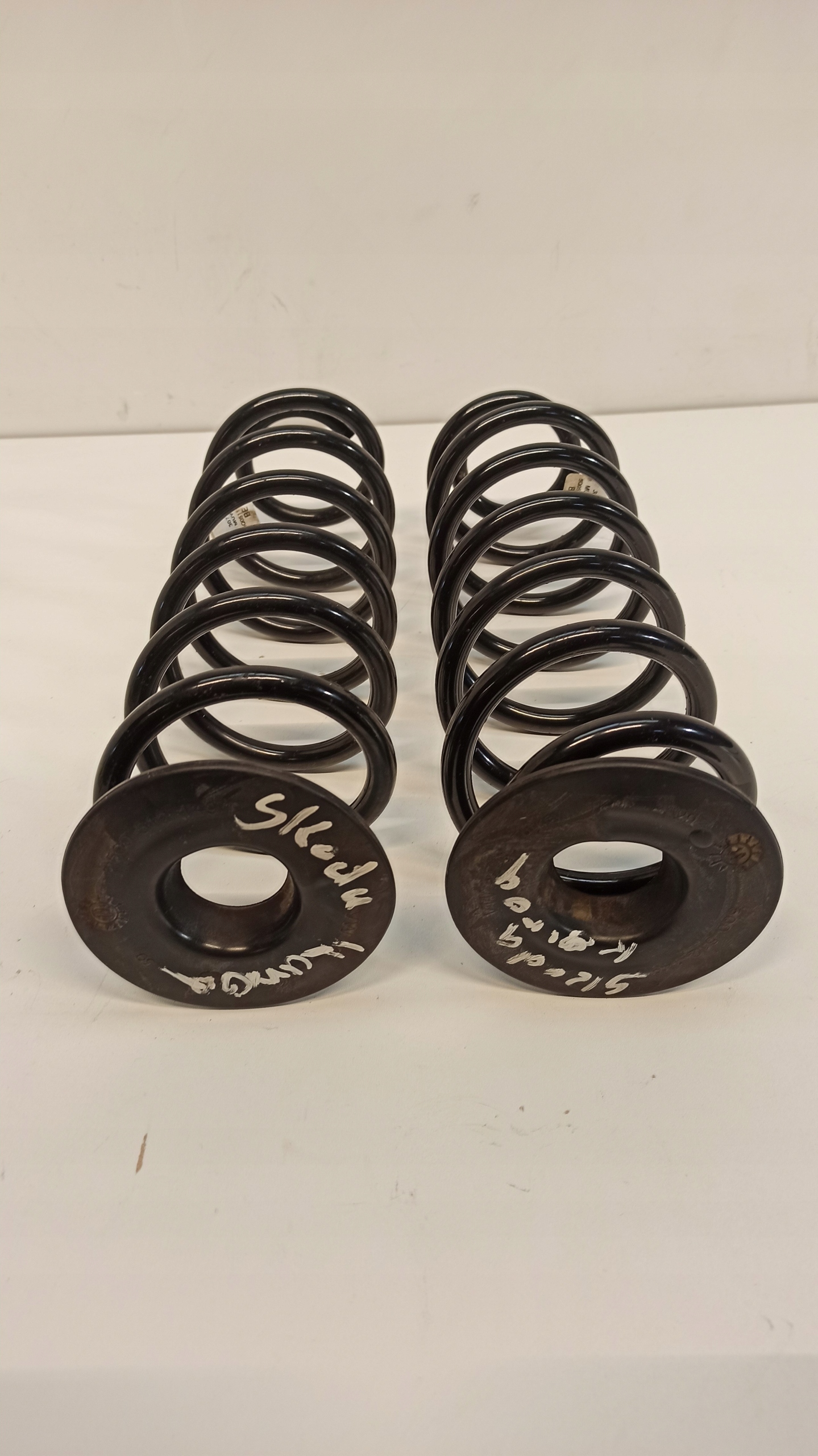 5Q0511121AE - SKODA KAROQ ПРУЖИНА ПРУЖИНЫ ЗАДНЯЯ 5Q0511121BE