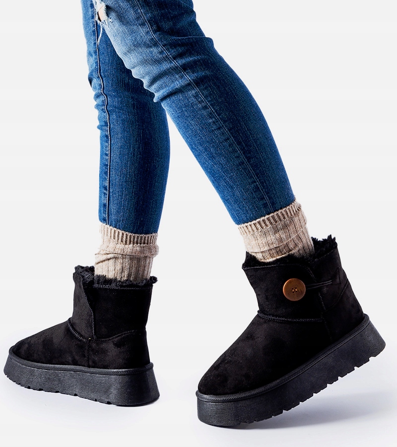 Czarne ocieplane śniegowce z guzikiem Ronco 26930 rozmiar 38