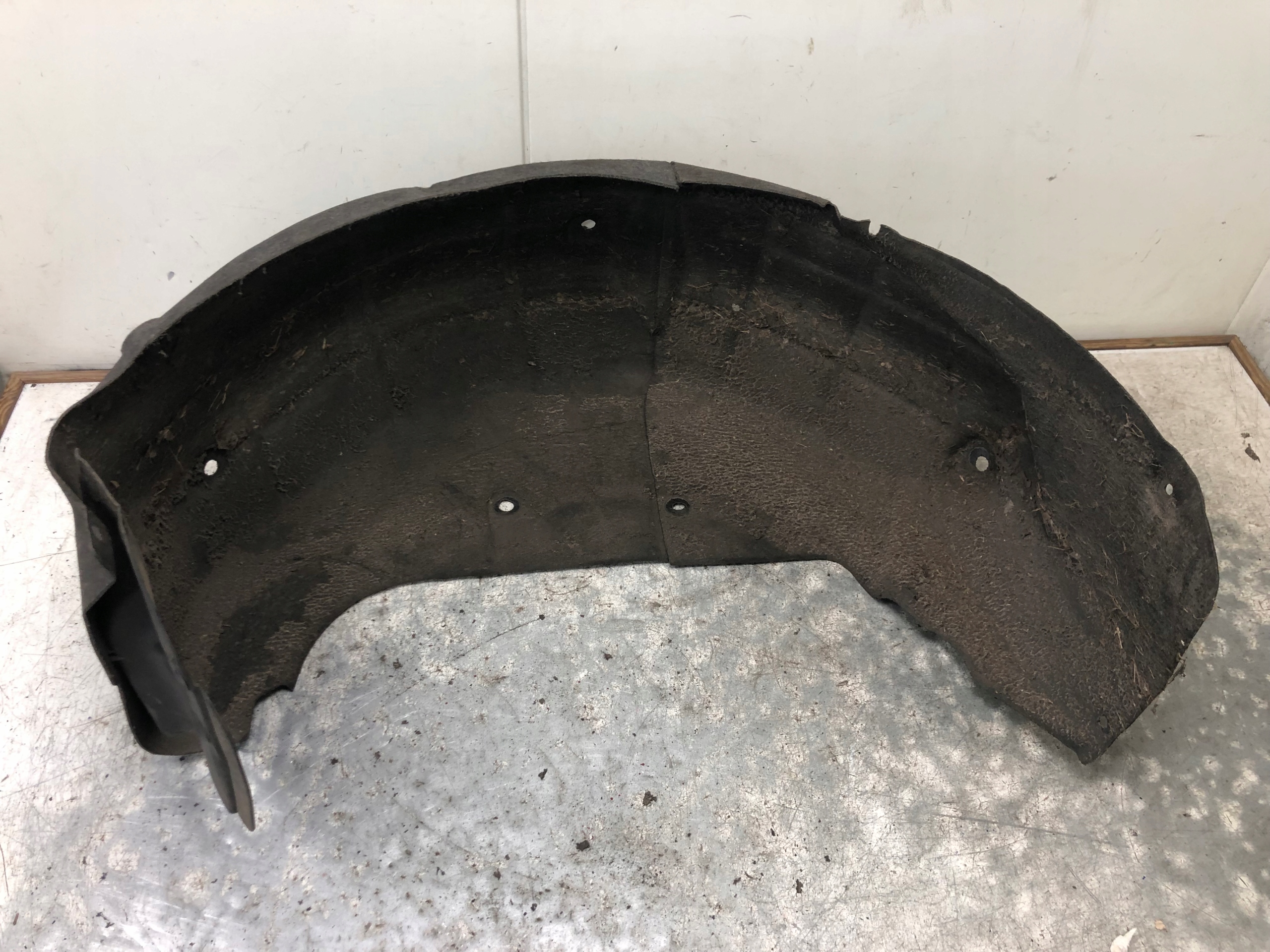 RENAULT TALISMAN sedan complete mudguard left rear part