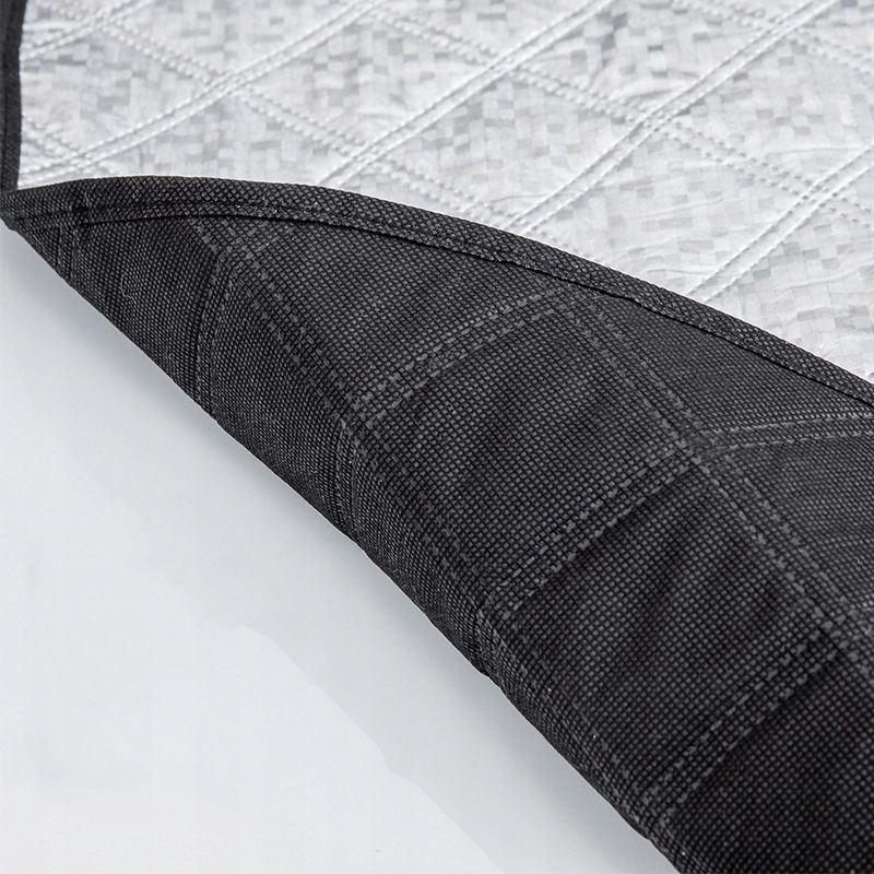 MAGNETYCZNA OSŁONA PRZEDNIEJ SZYBY ANTYSZRONOWA Wysokość produktu 143 cm