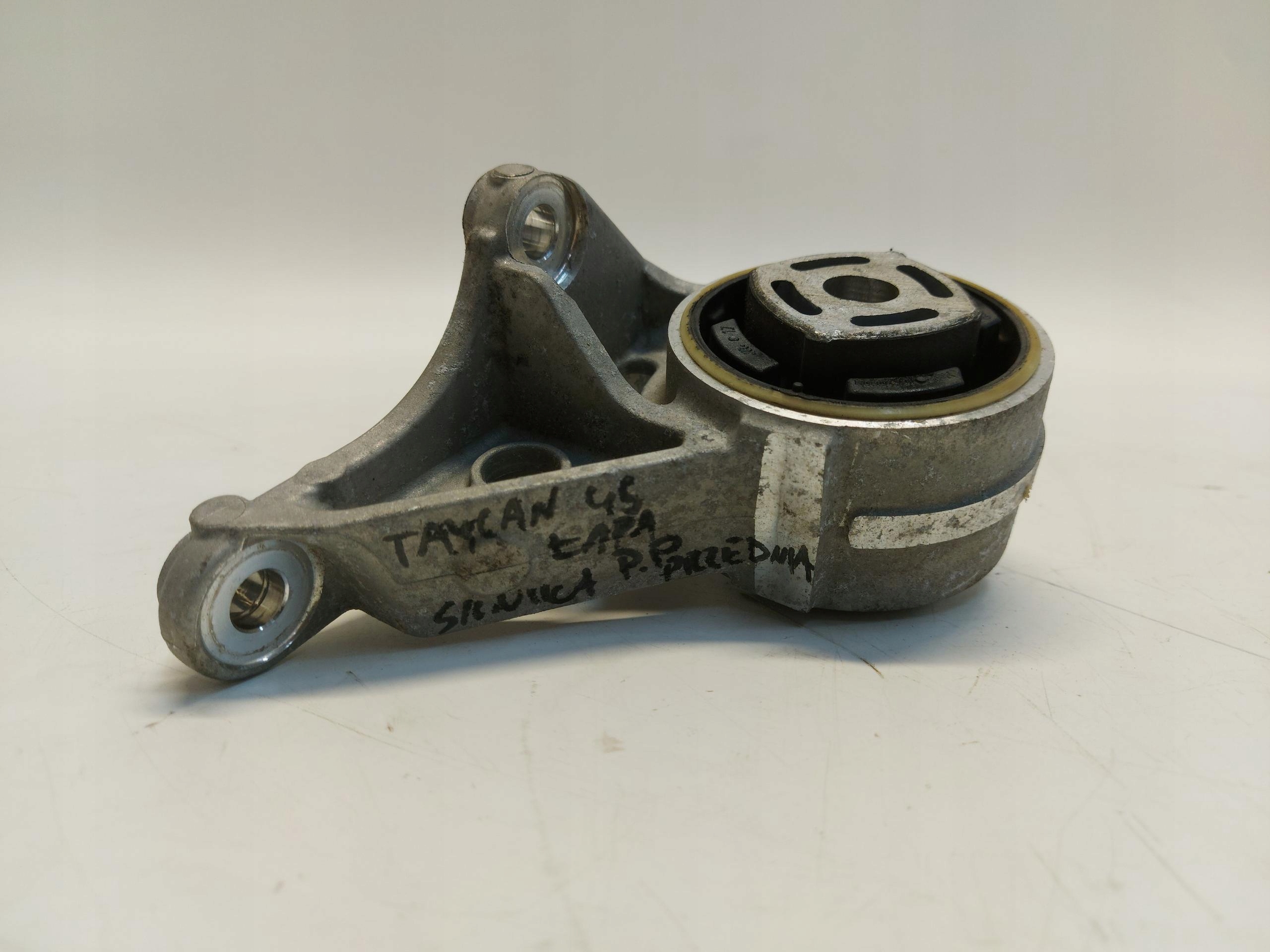 Porsche Taycan 4S 9J1 2022 holder engine mount front right 9j1226a