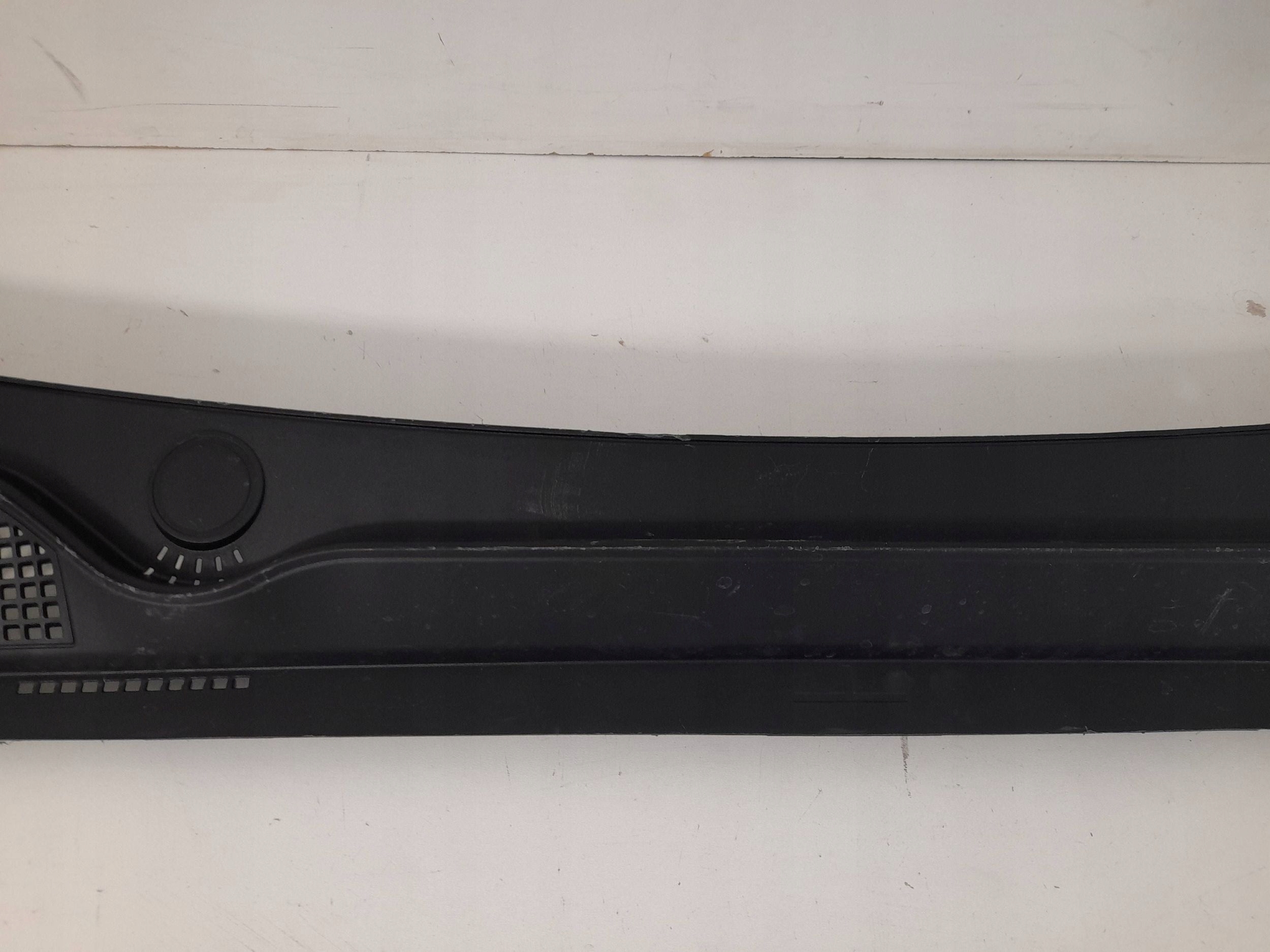 Renault Clio VI 2026r torpedo plastic 668114189R (U210)