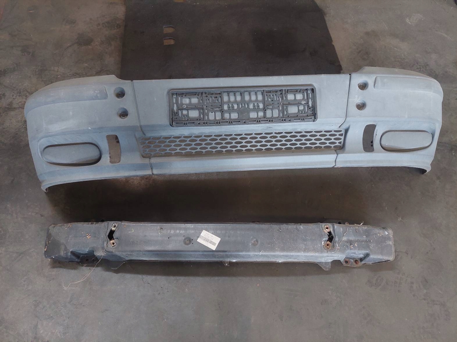 paraurti anteriore FORD TRANSIT V
