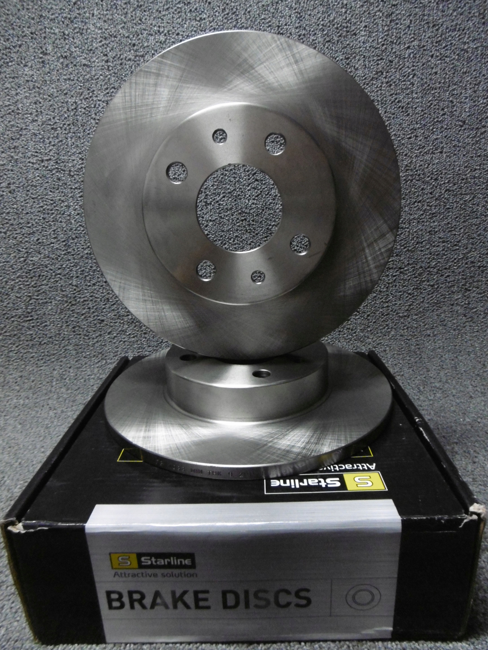 TARCZE + KLOCKI PRZÓD FIAT CINQUECENTO CC SEICENTO Numer katalogowy części DF1745 SL GDB1115 MS