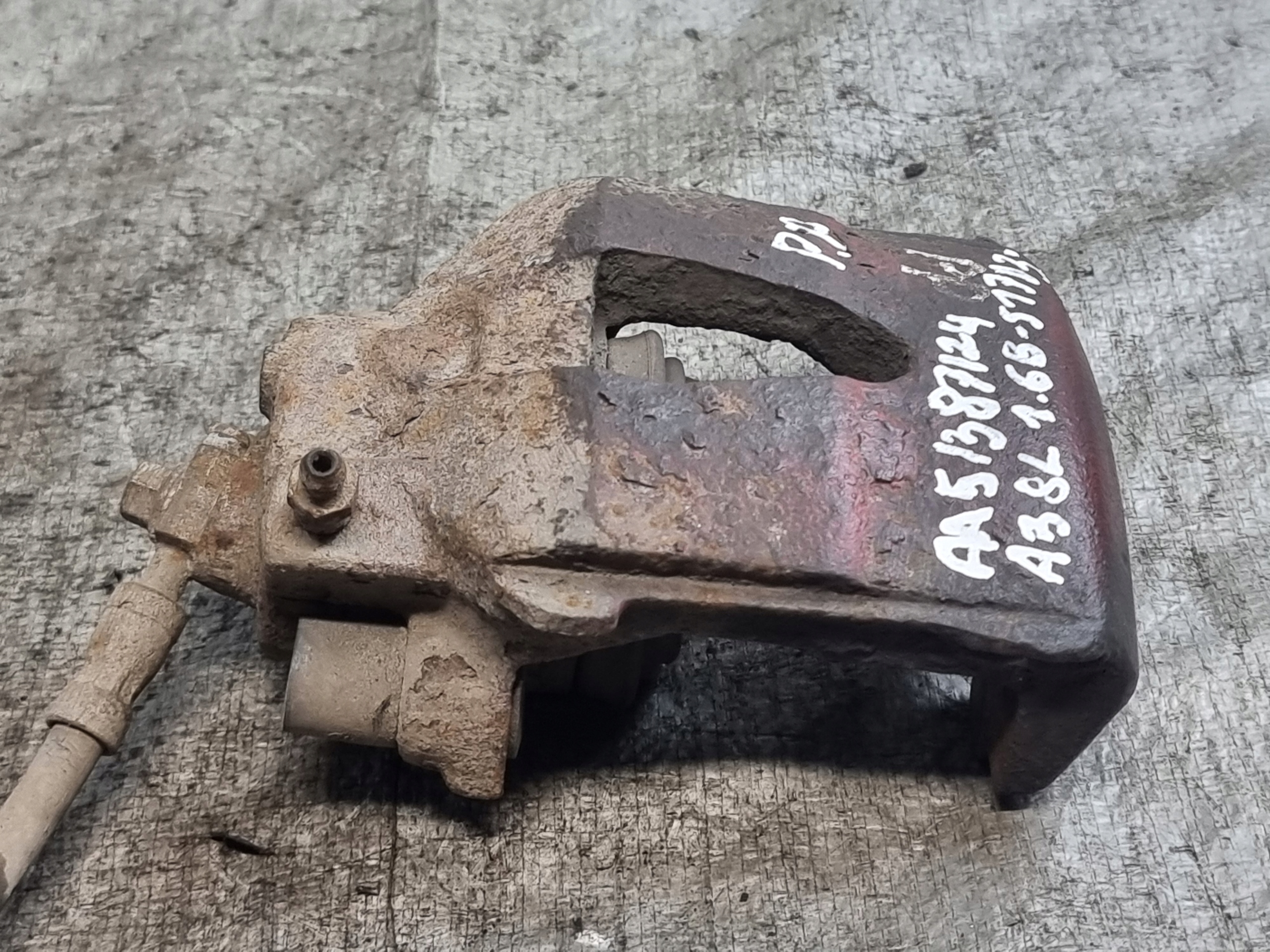 caliper brake right front AUDI A3 8L 1.6B 75kW 01r