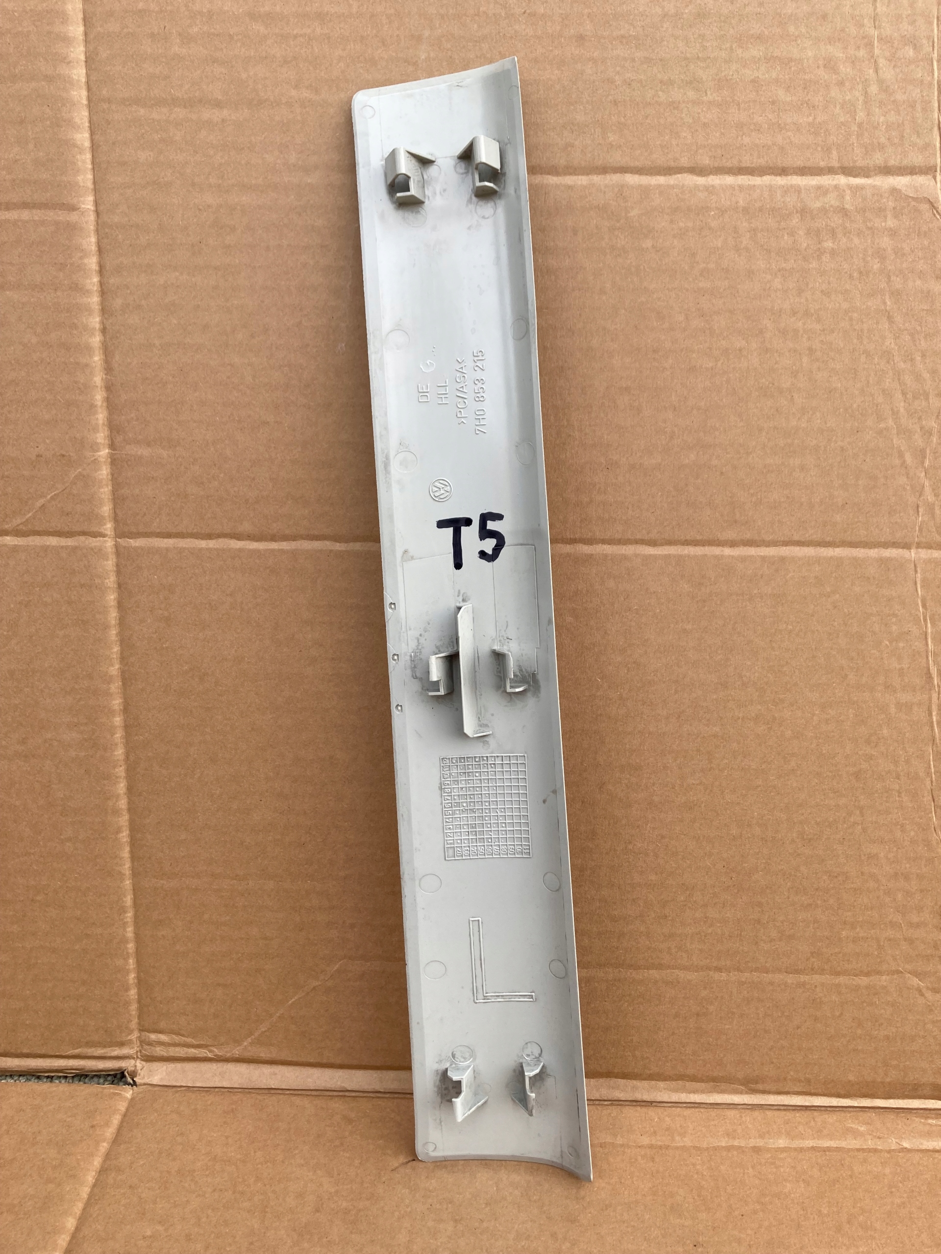 VW T5 MULTIVAN Starline 03- cover Slupka rear part left spoiler pillar rear