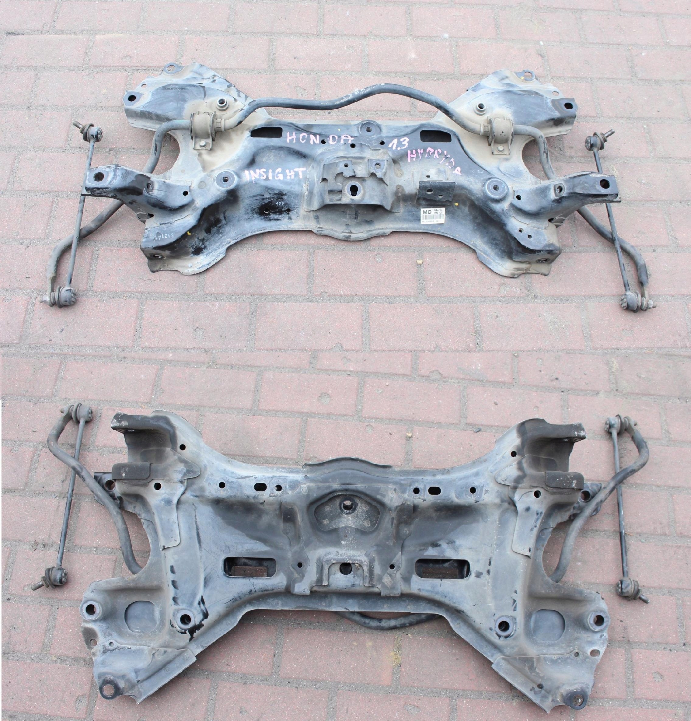 подрамник балка перед 1,3 Honda INSIGHT 2009
