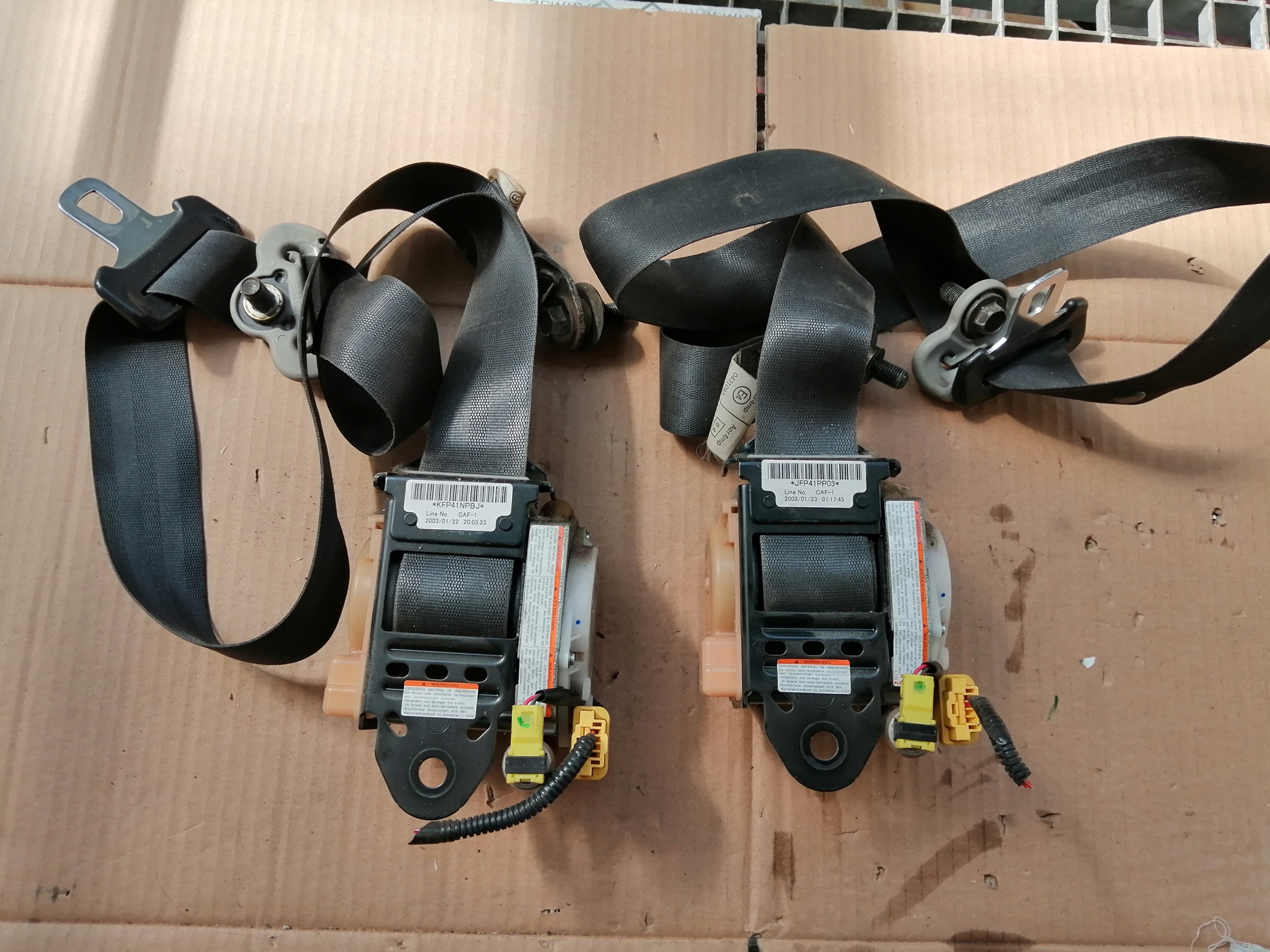 HONDA JAZZ II PAS BEZPIECZEŃSTWA PRAWY LEWY PRZÓD