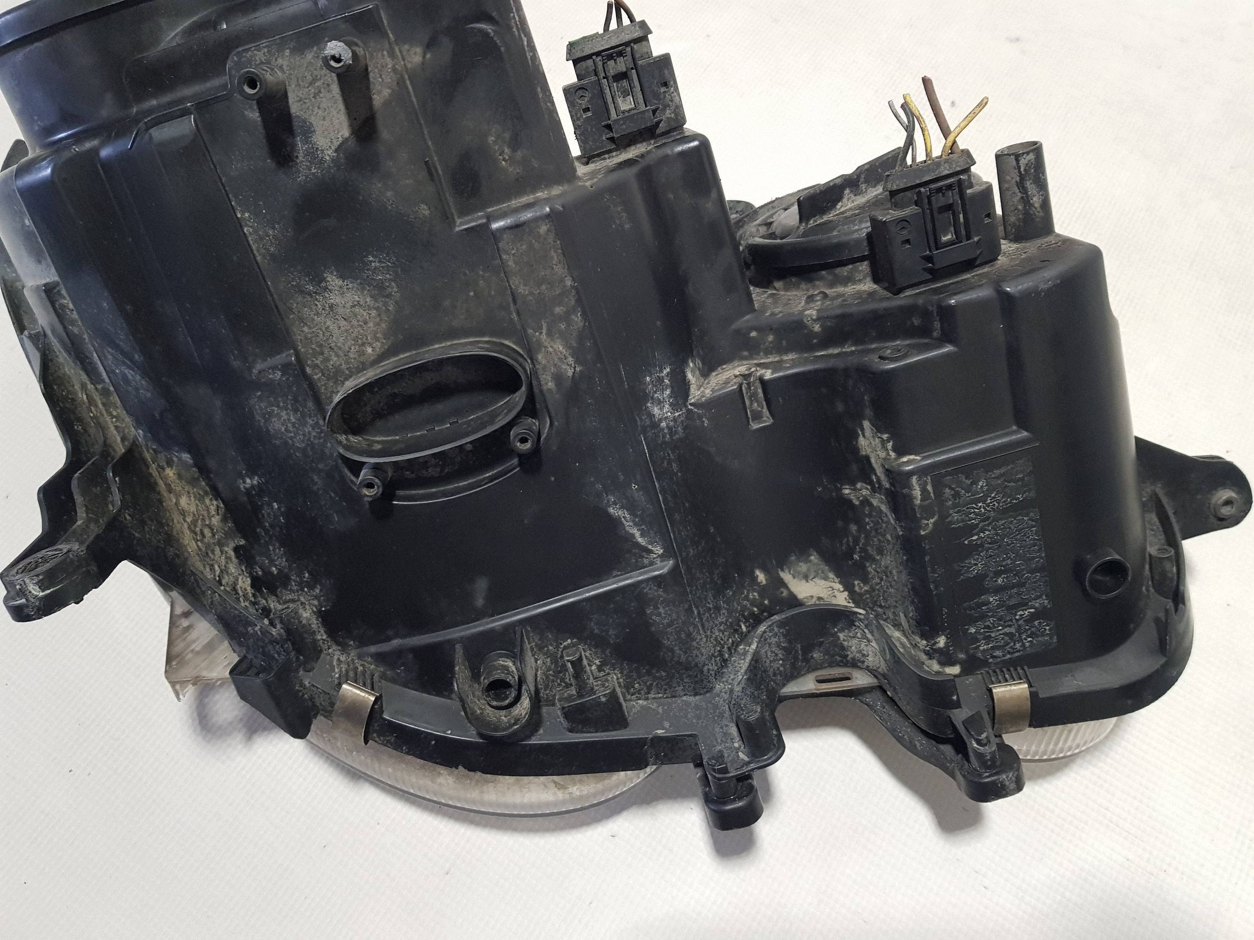 light front left Mercedes E W211 LIFT H7 right hand drive