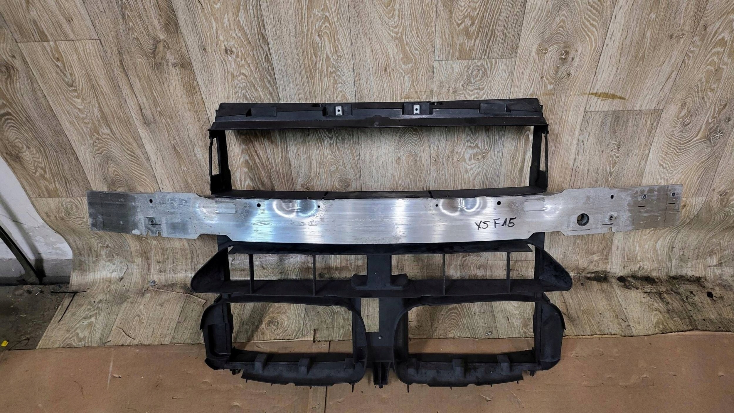 support panel for radiators pillar BMW X5 F15 X6 F16 7294477