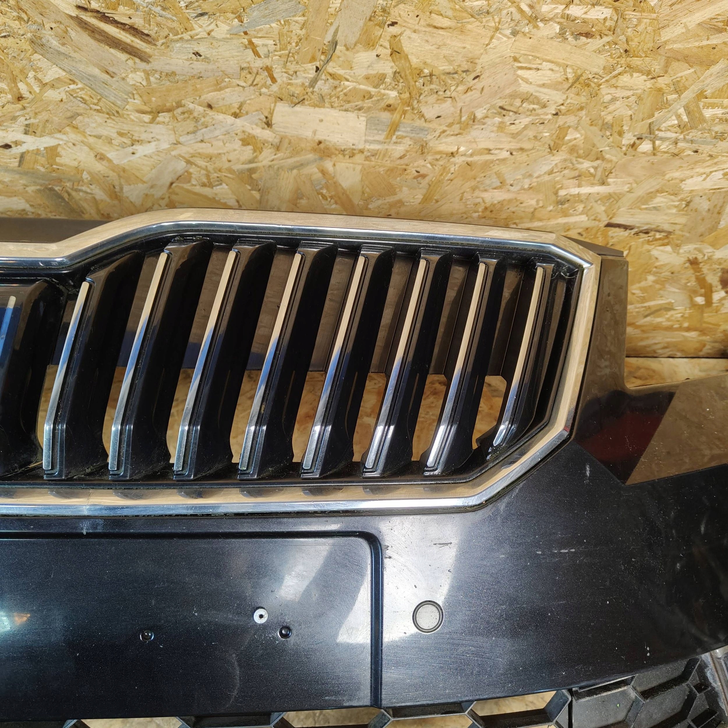 front bumper front Skoda Superb B8 (3V) 3V0807221 Parki washers