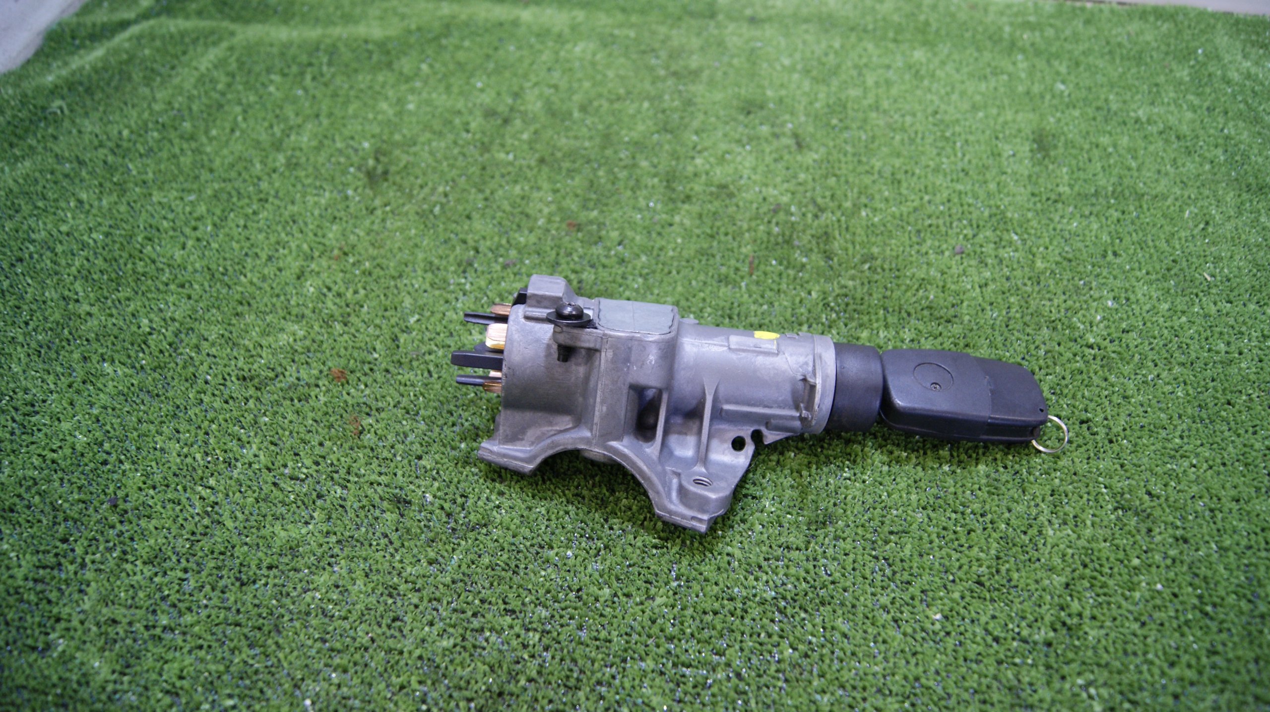 ignition Z KLUCZYKIEM AUDI A4 B6 4B0905851C