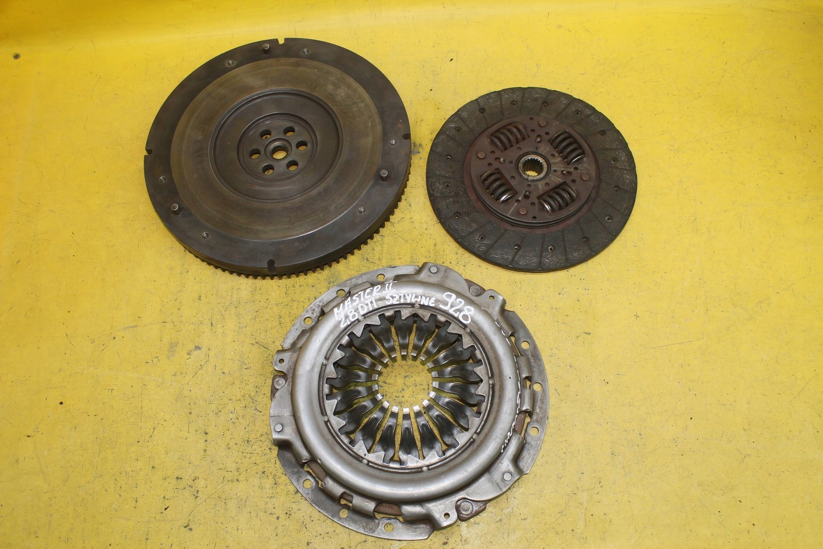 98447841 - ДИСК ПРИЖИМНОЙ МАХОВИК MASTER II 2.8 DTI