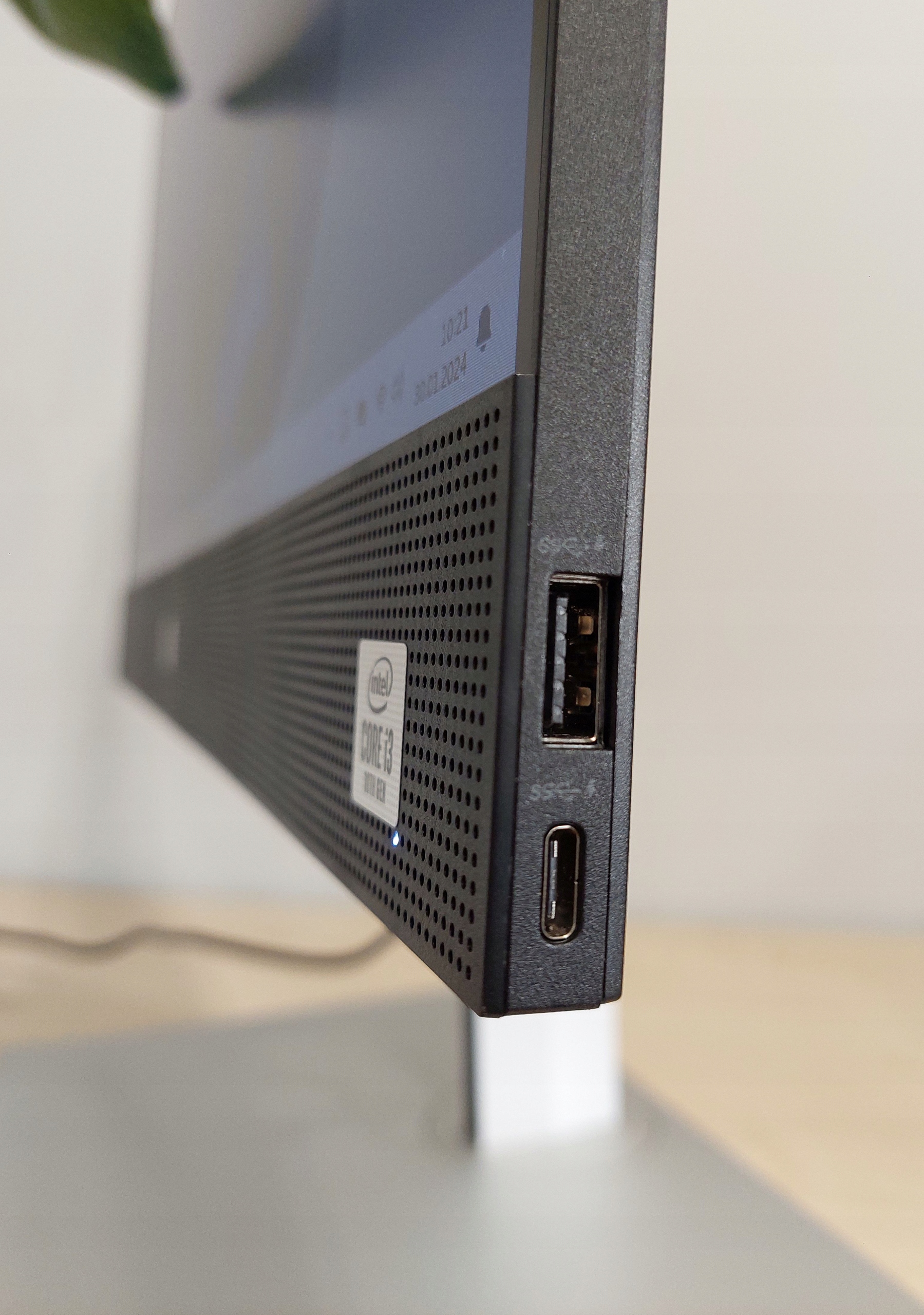 Komputer HP 440 G6 All in One Core i3-10100 8/256GB SSD 24" win 11 Pro Kam Model procesora i3