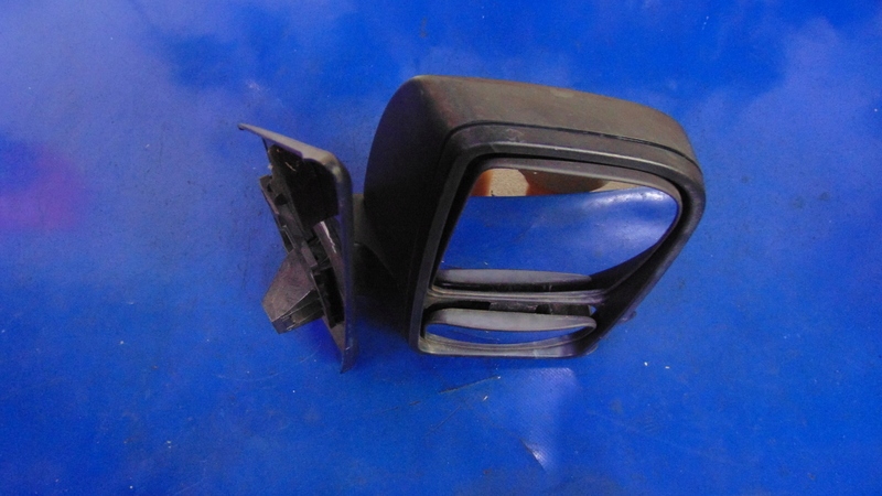 mirror right EUROPA 7 PIN MERCEDES SPRINTER A910 A907 18-25R