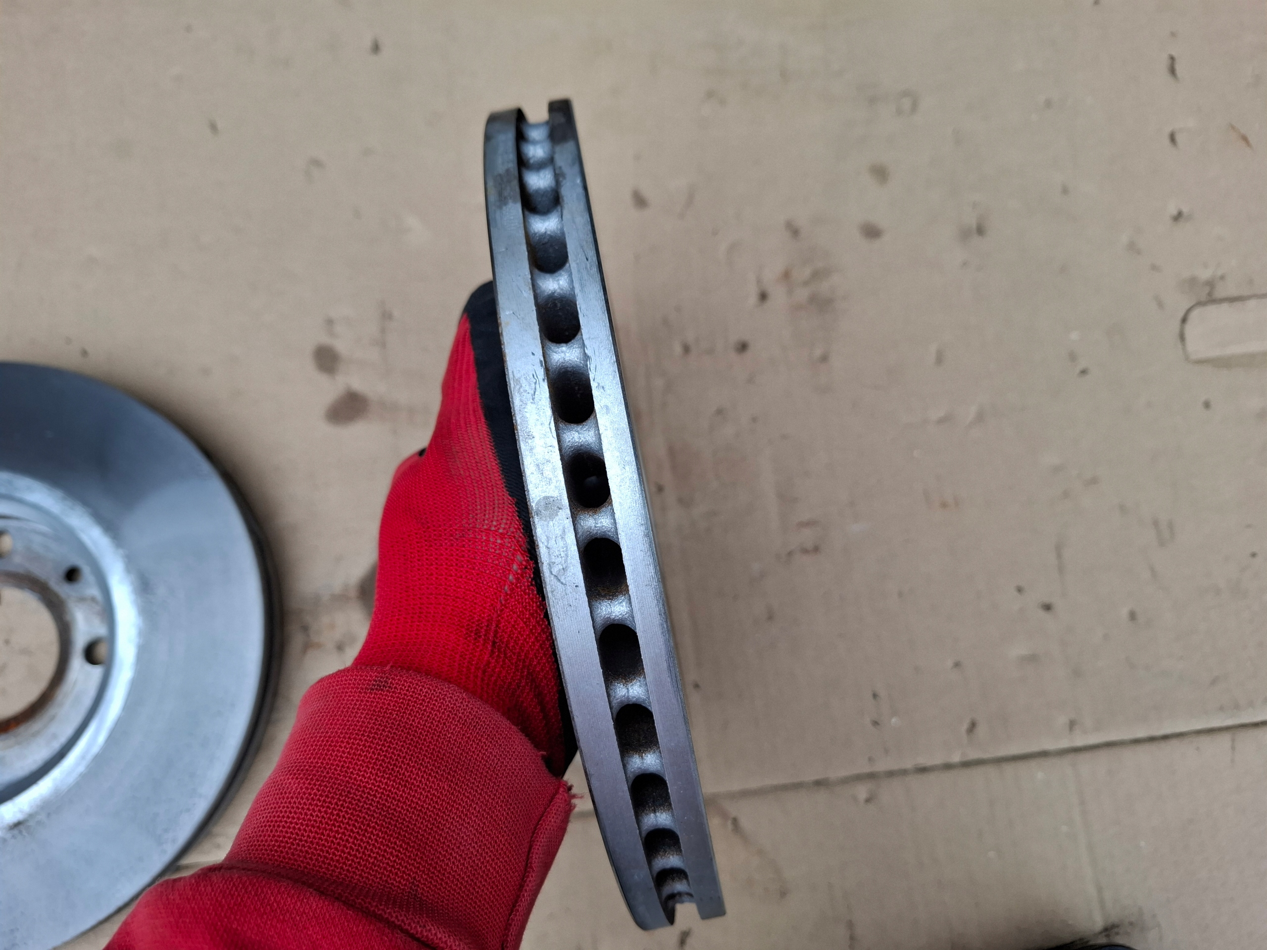 Opel MOKKA B II discs plates front 9807353480 new 25r