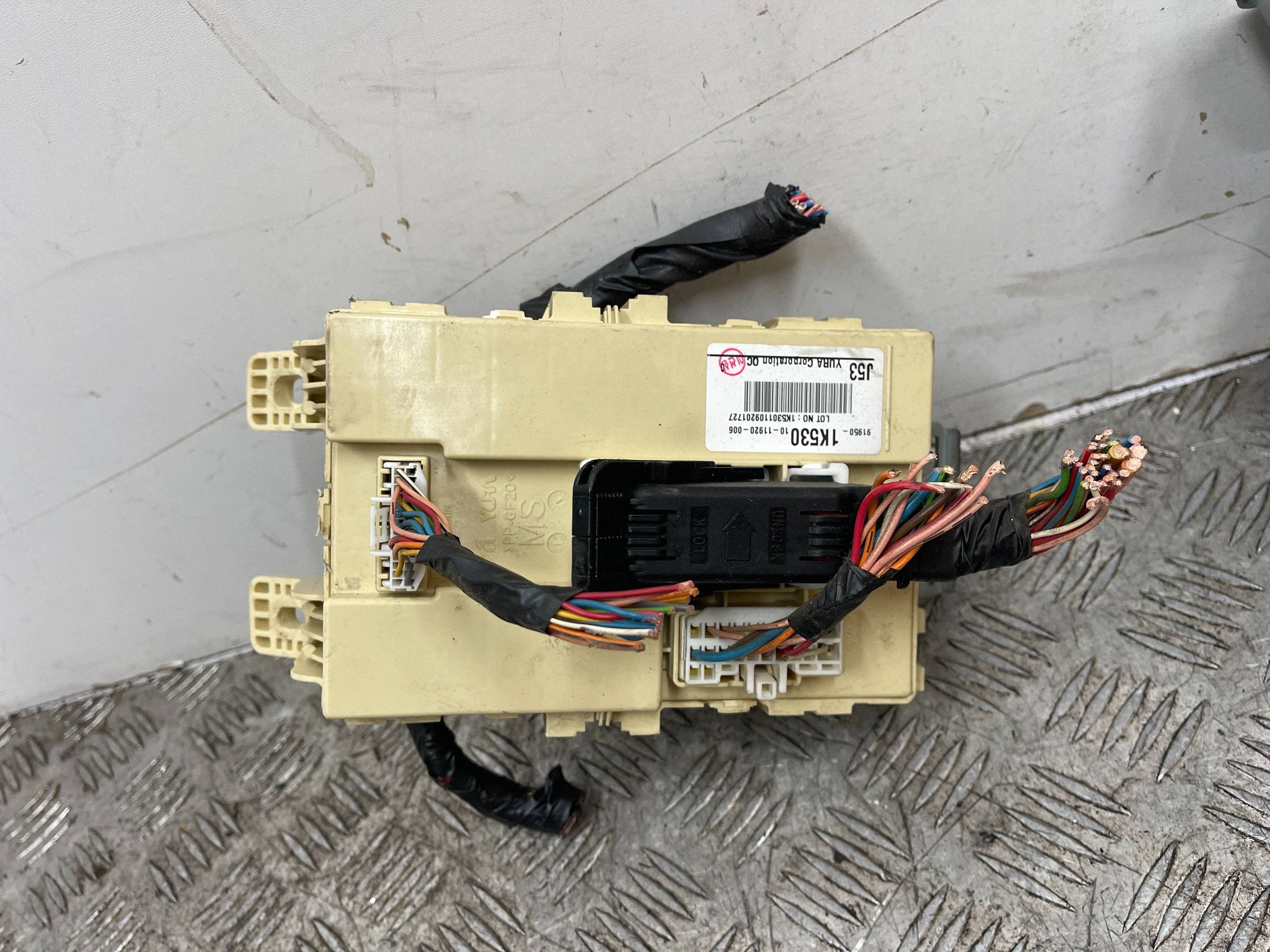 fuse box KIA VENGA 09- 91950-1K530