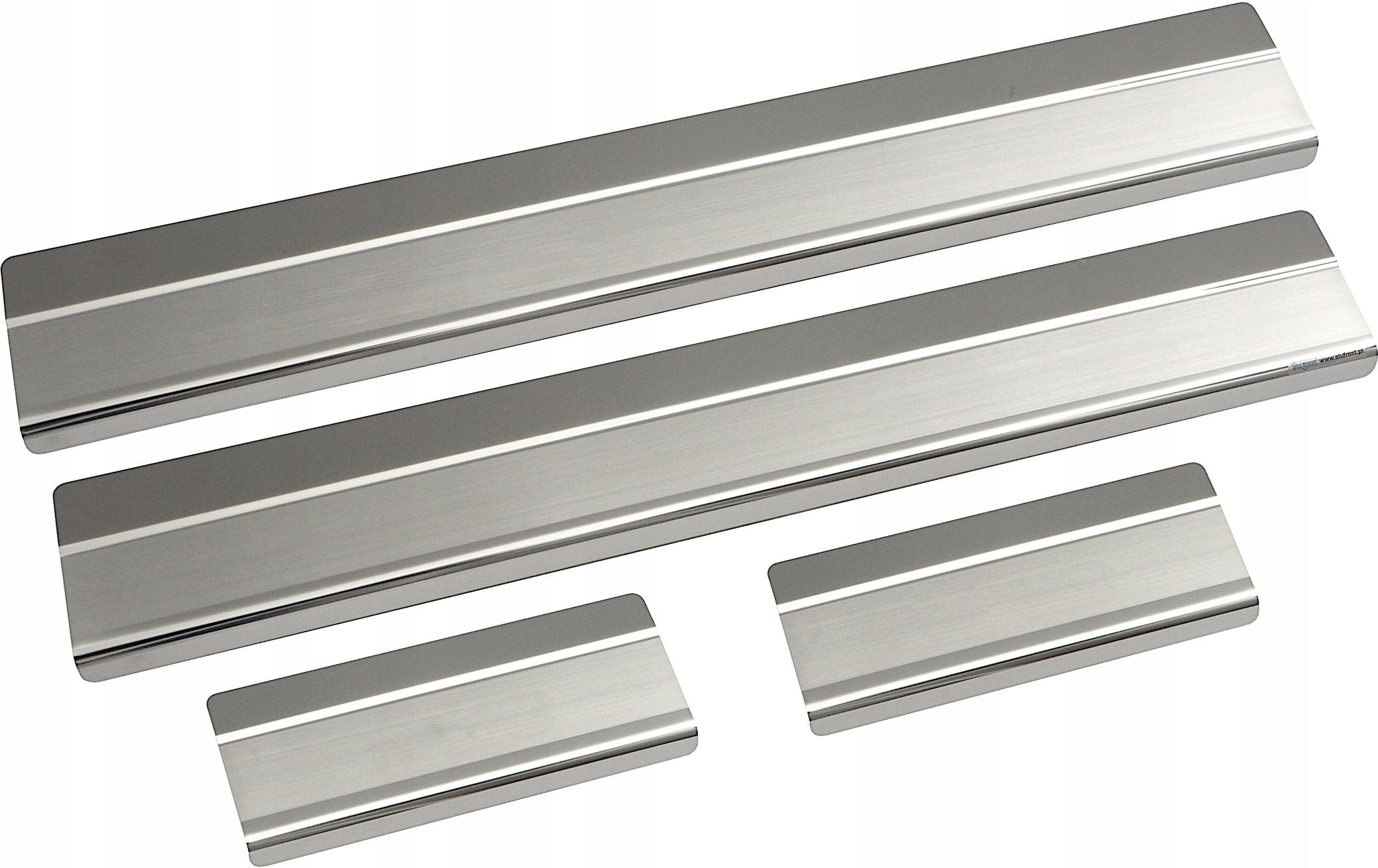 Suzuki Vitara 2015 – Ochranné Krytky Prahových Lišt