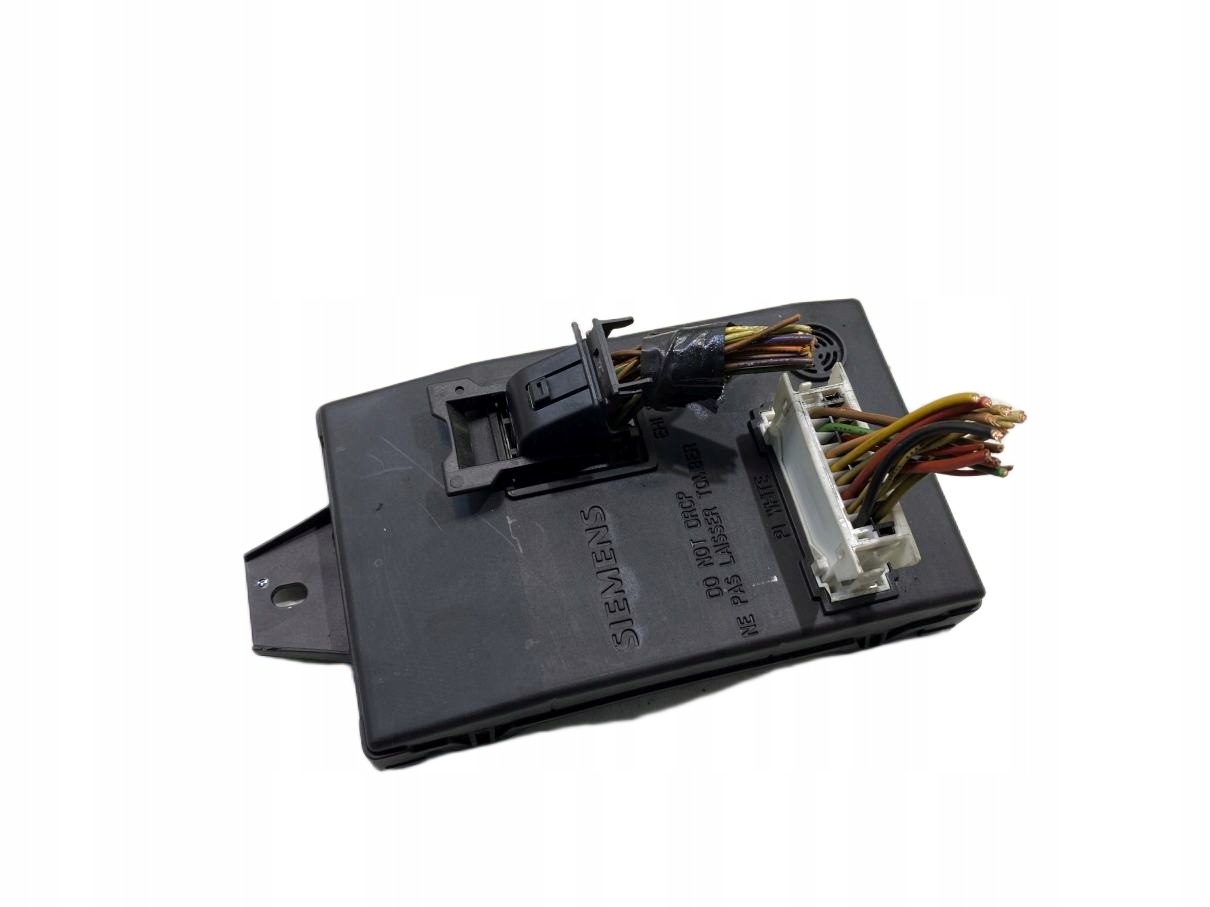 unité commande confort RENAULT THALIA et 1.5 DCI 8200103749A