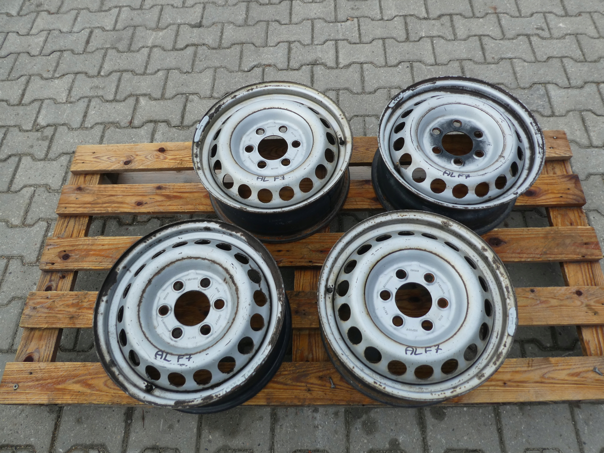 4X discs metal disc MERCEDES SPRINTER CRAFTER A0014014802