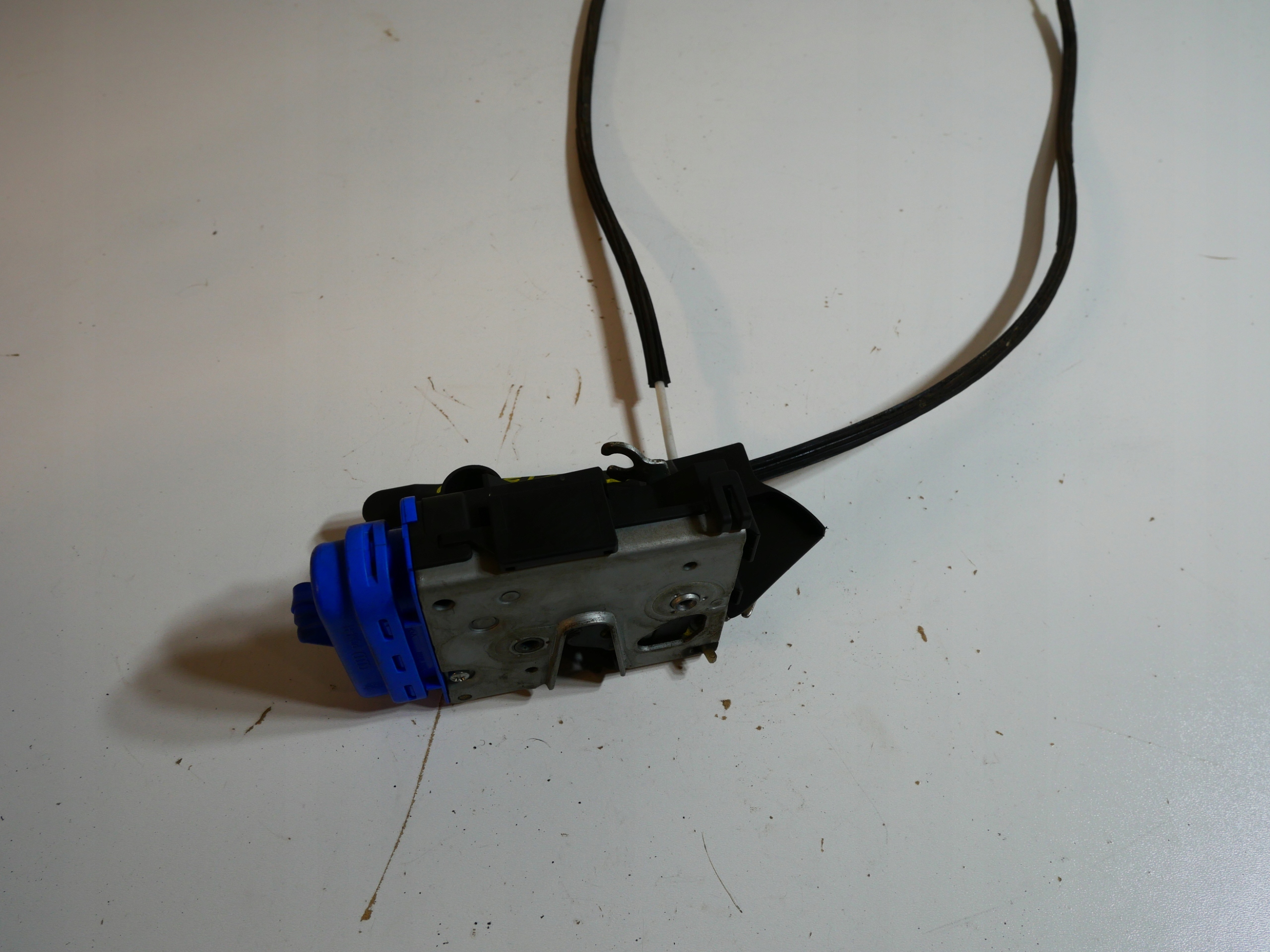 AUDI A3 8L Schloß Tür 8D0839016A
