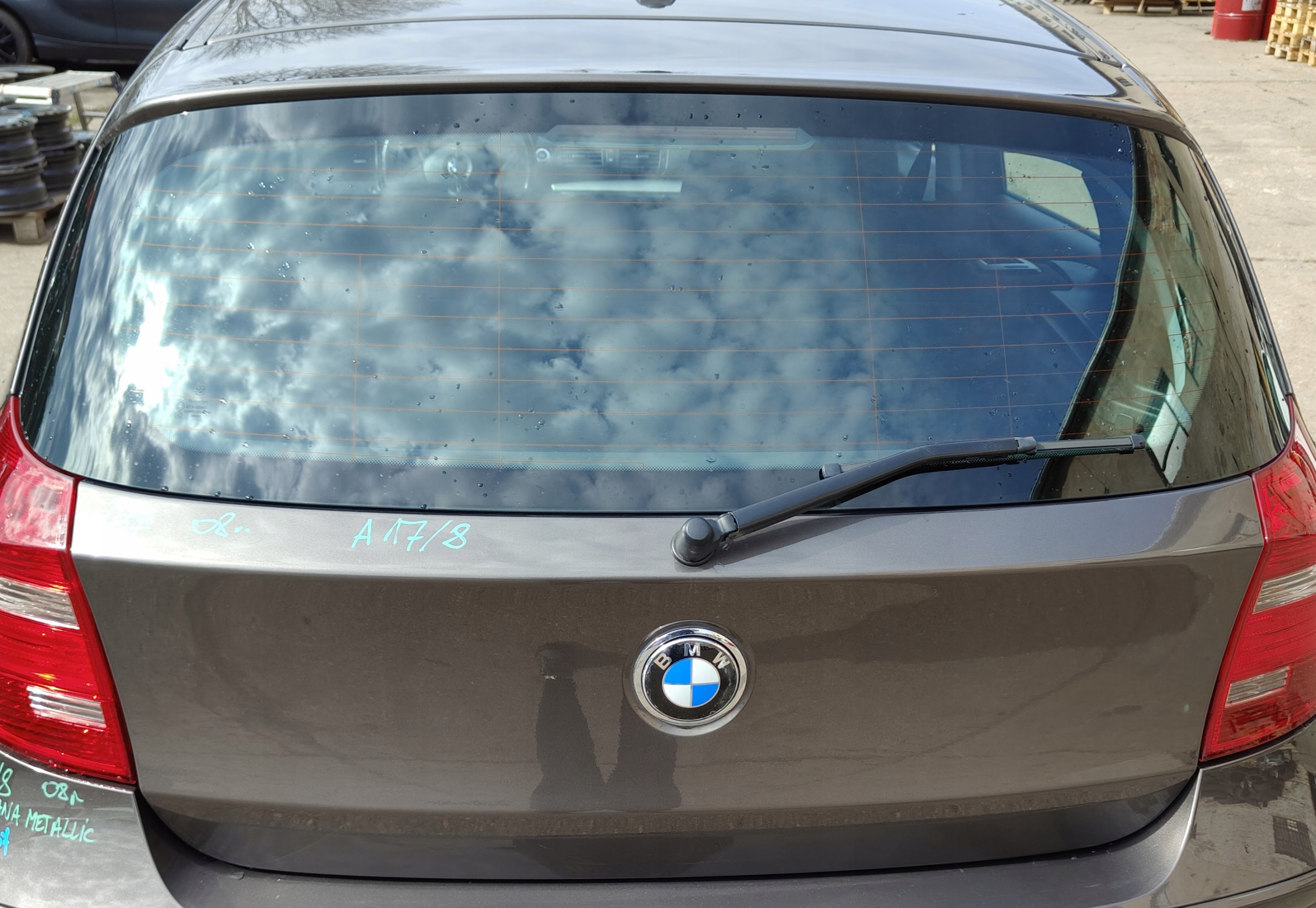 BMW E87 HB 5D 08R trunk door boot HAVANA METALLIC A17/8