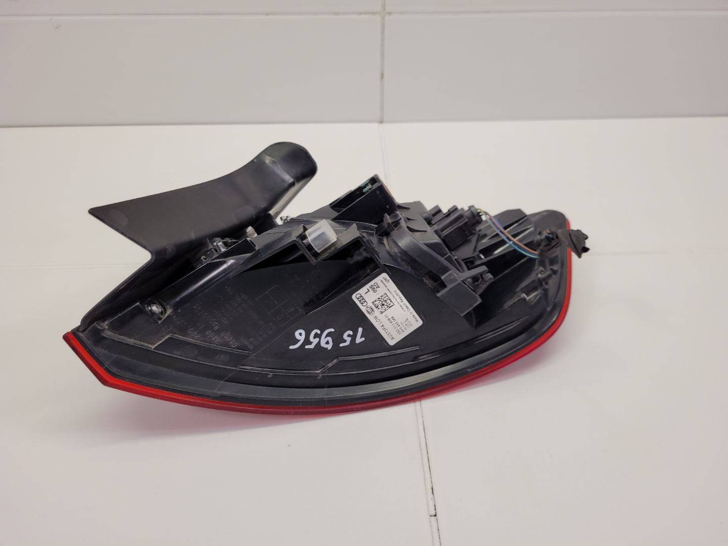 light rear left side Audi A3 8V facelift 2018 2SD012838-01