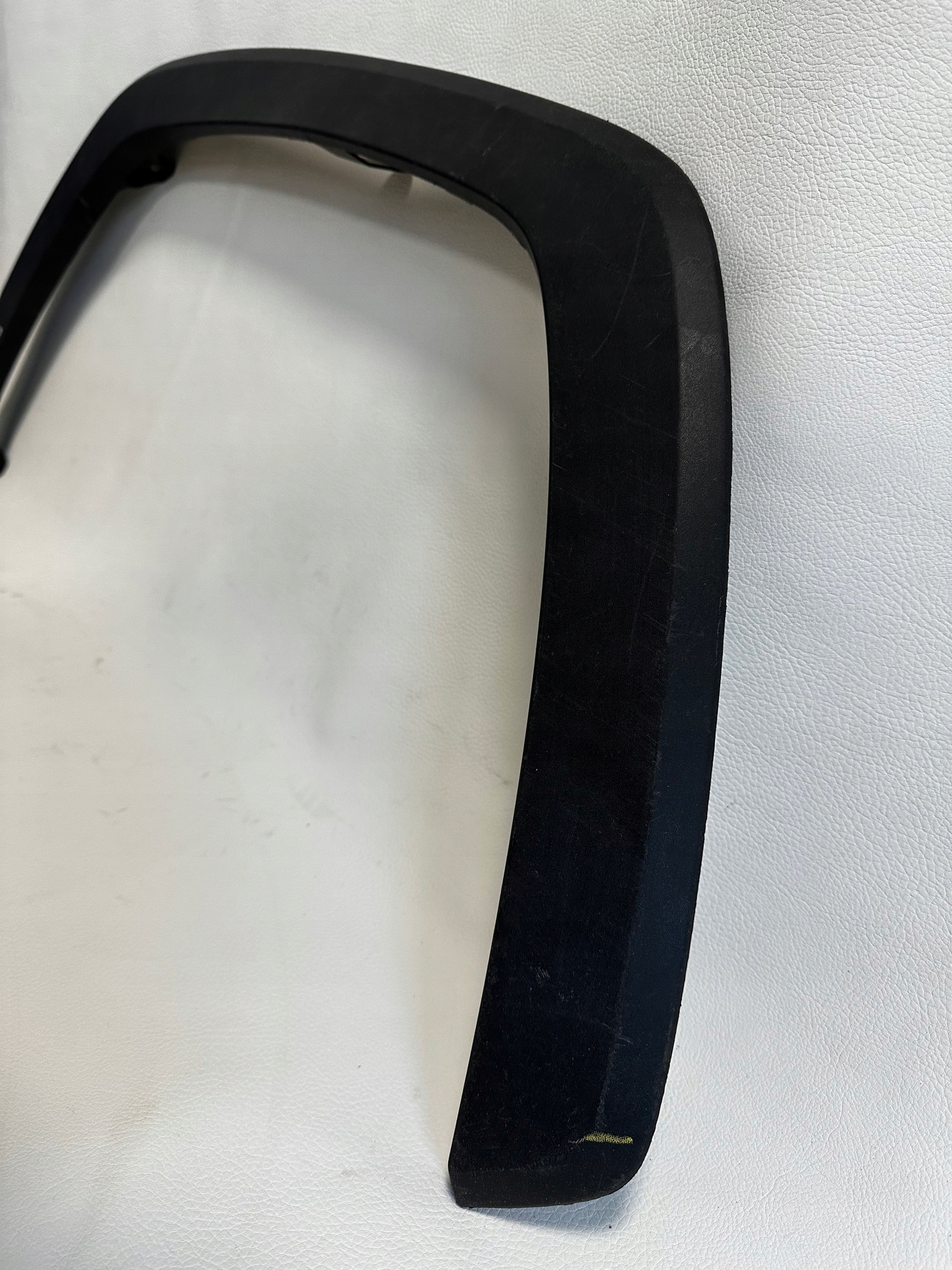 Toyota RAV 4 Rav-4 moulding fender right front 18
