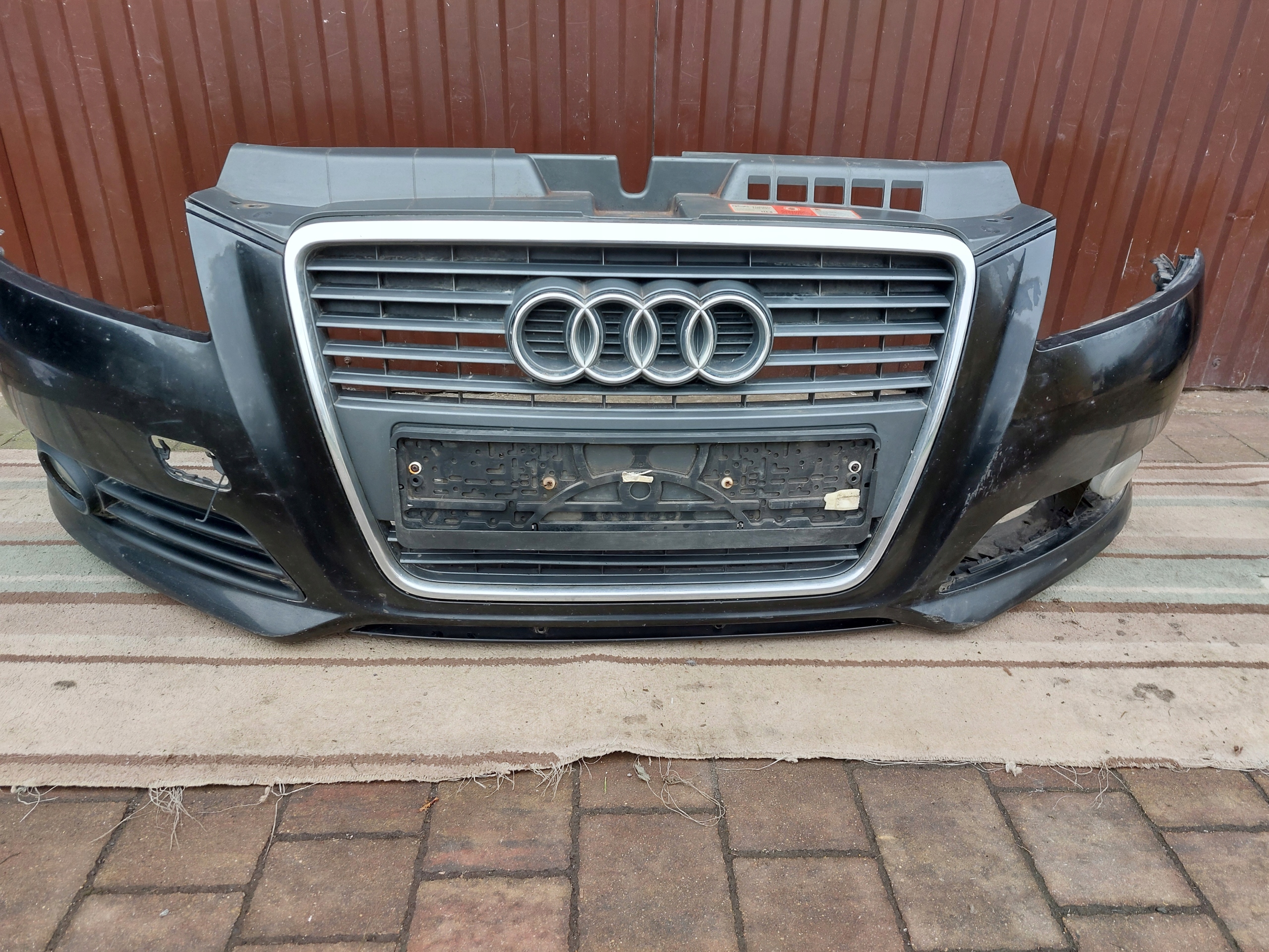 AUDI A3 8P LIFT 2009-2012 Frontstoßstange vorne 8P0807437H