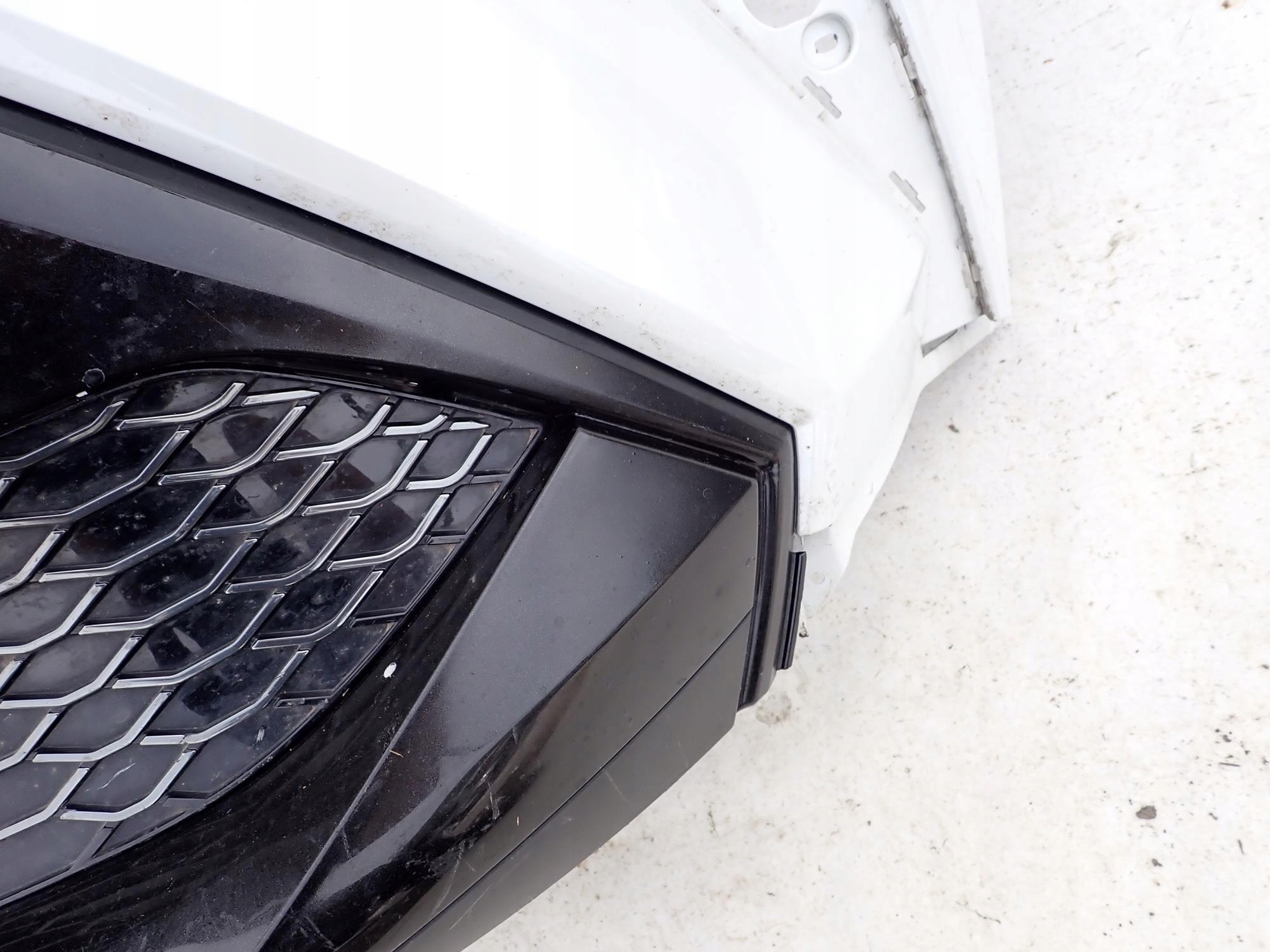 TOYOTA C-HR LIFT 19-> bumper front front PDC