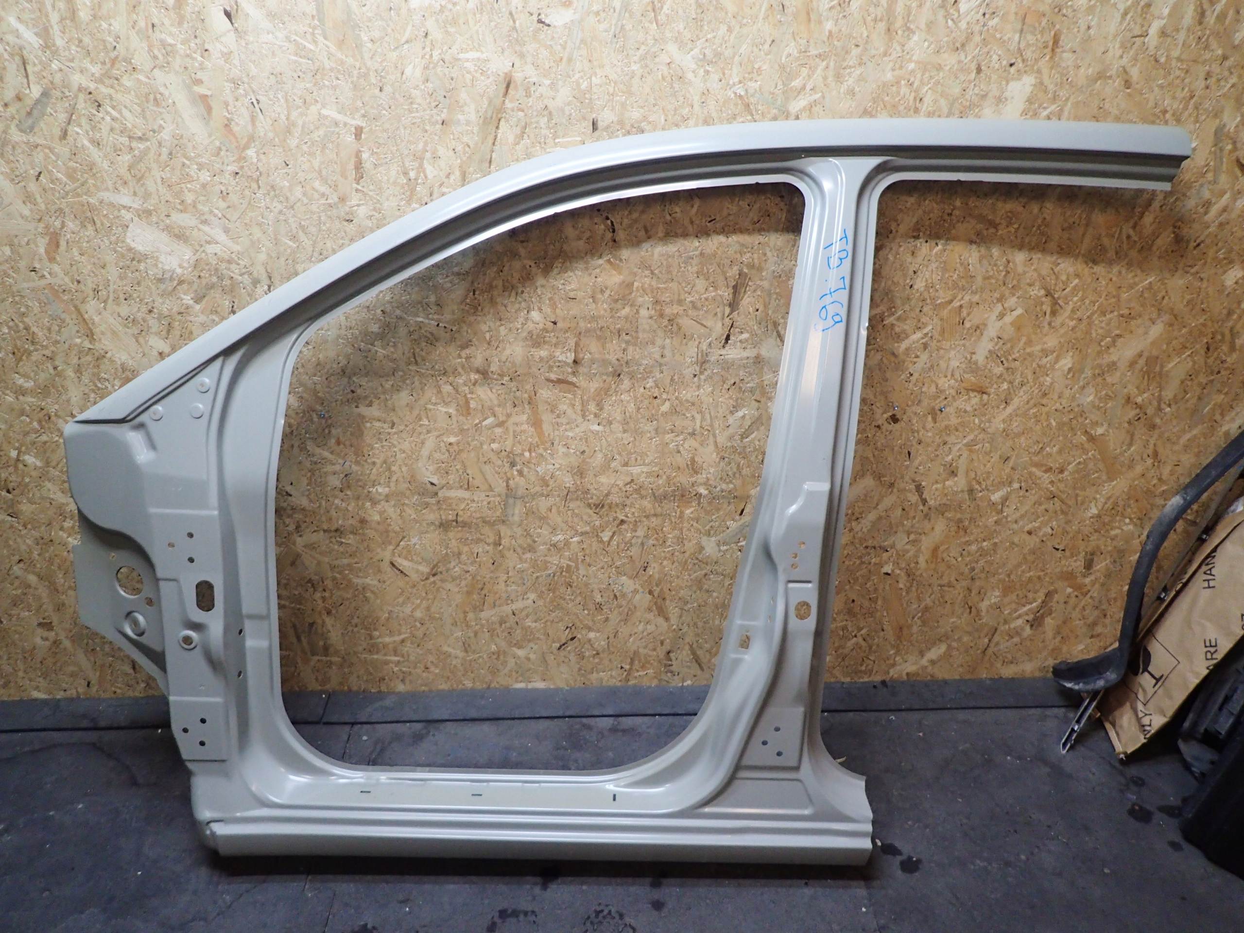 threshold pillar left HYUNDAI MATRIX