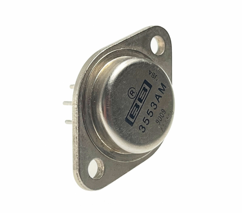 Širokopásmový vyrovnávací zesilovač [bb]