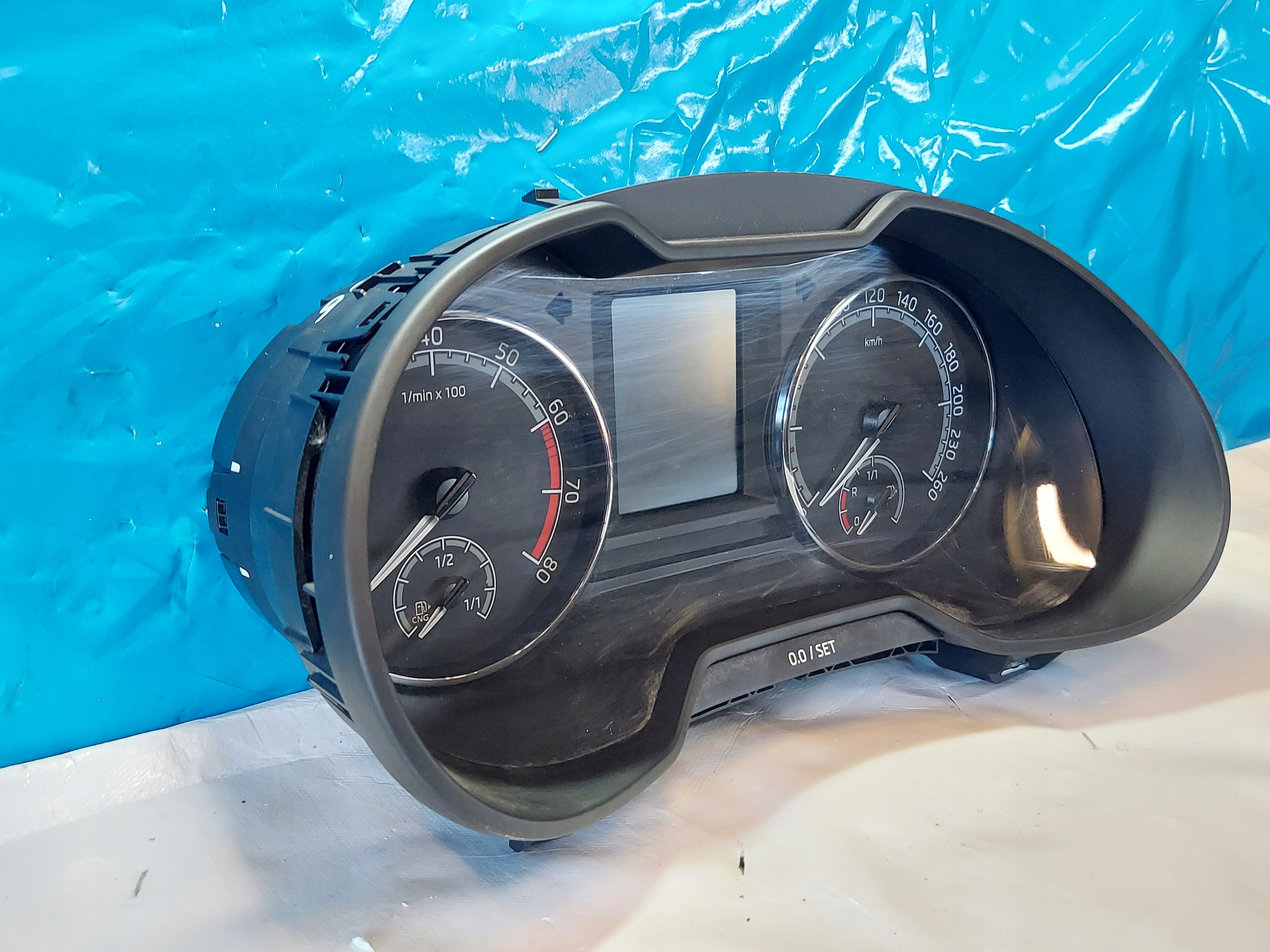 dials clock SKODA OCTAVIA 3 2020R 1.5 TSI 5E0920742F