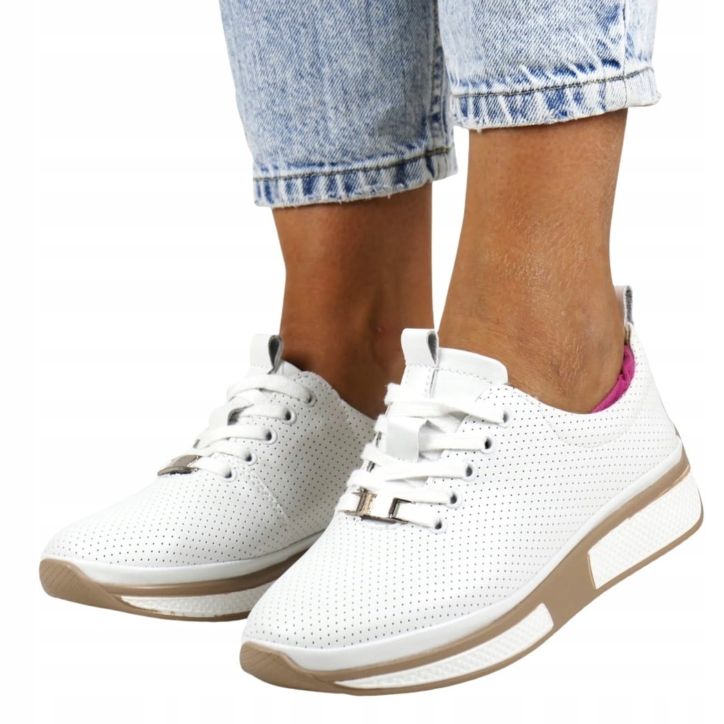 Bílé Polobotky Tenisky Nízké Šněrovací Lehké Pohodlné Děrované
