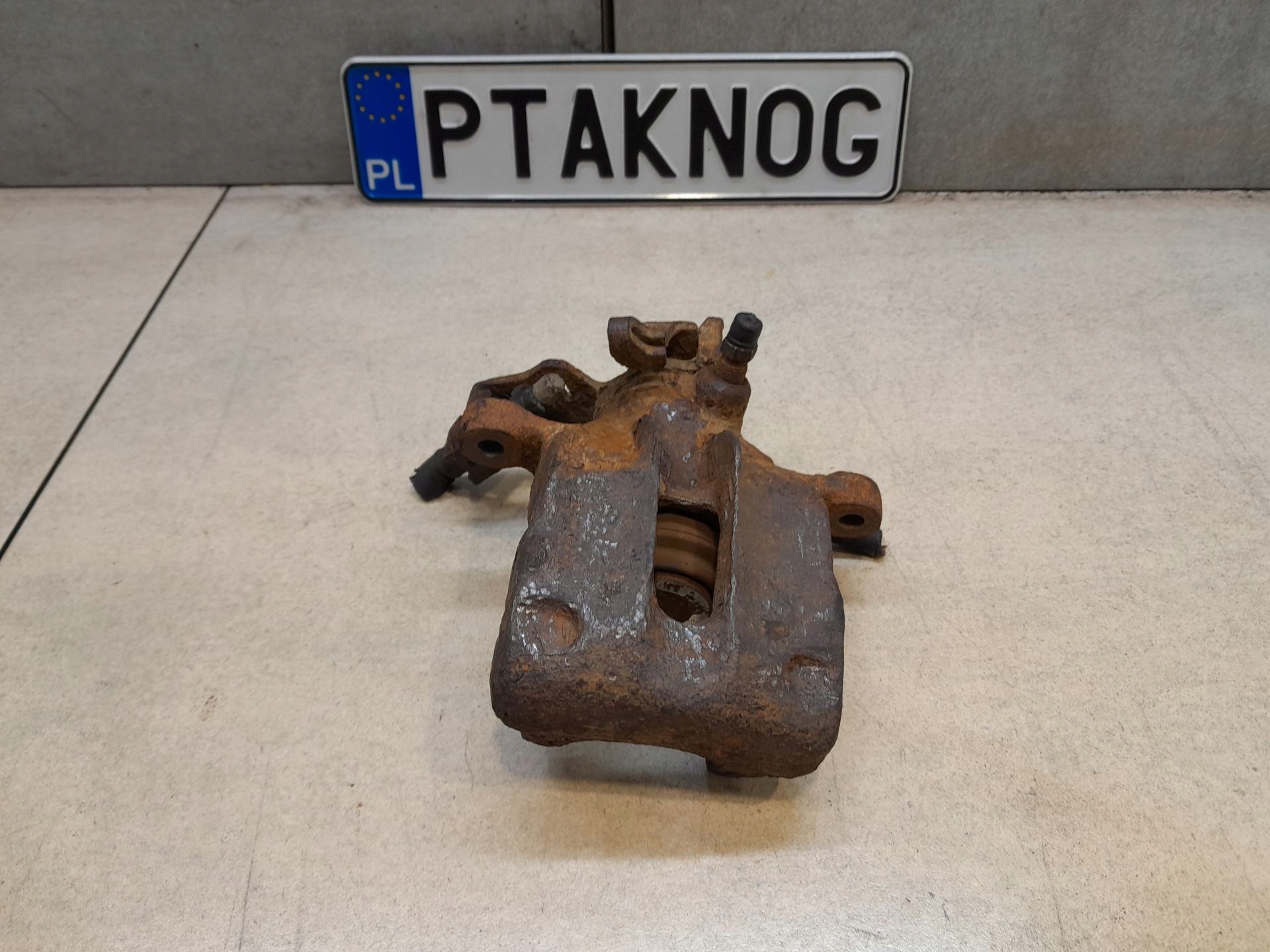 caliper brake left rear part VW PASSAT B3 2.0 8V