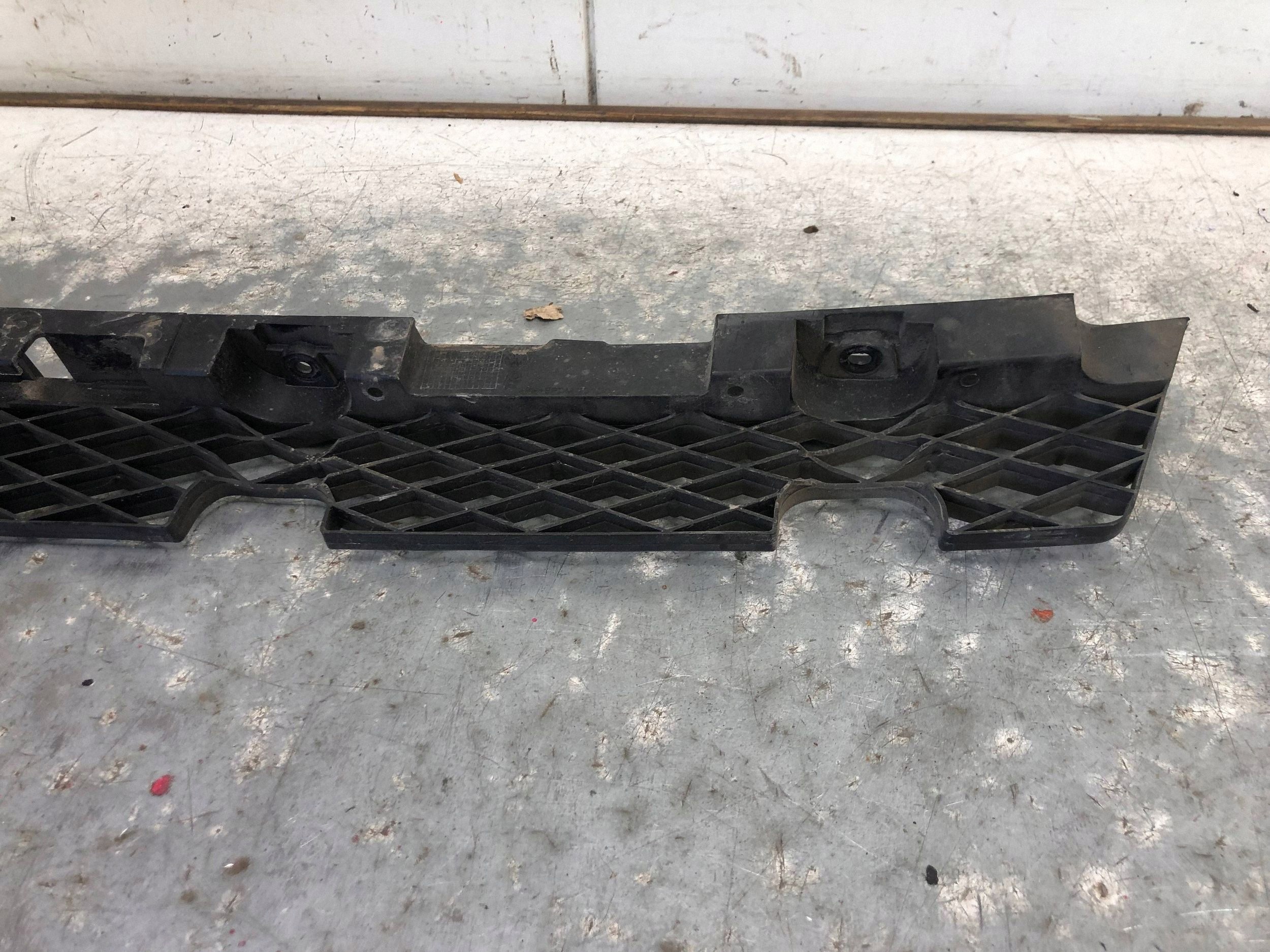 bumper bracket rear part VW PASSAT B7 KOMBI 3AF807863