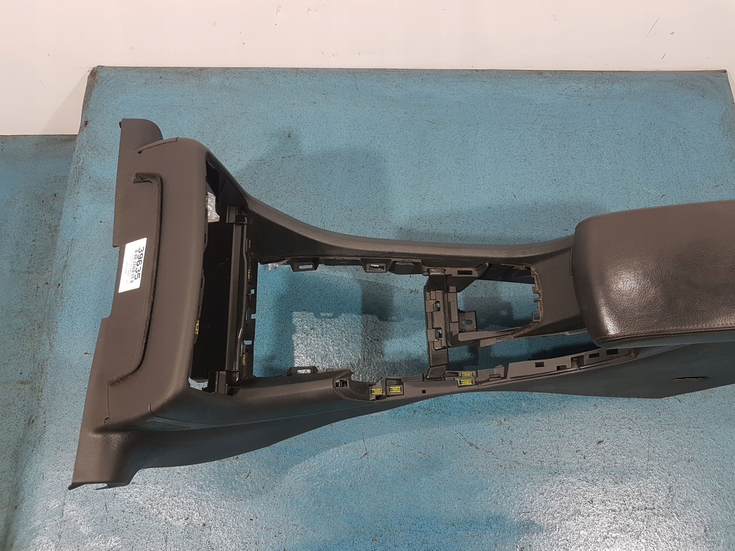 CITROEN C5 II X7 тунель середина 9682469677